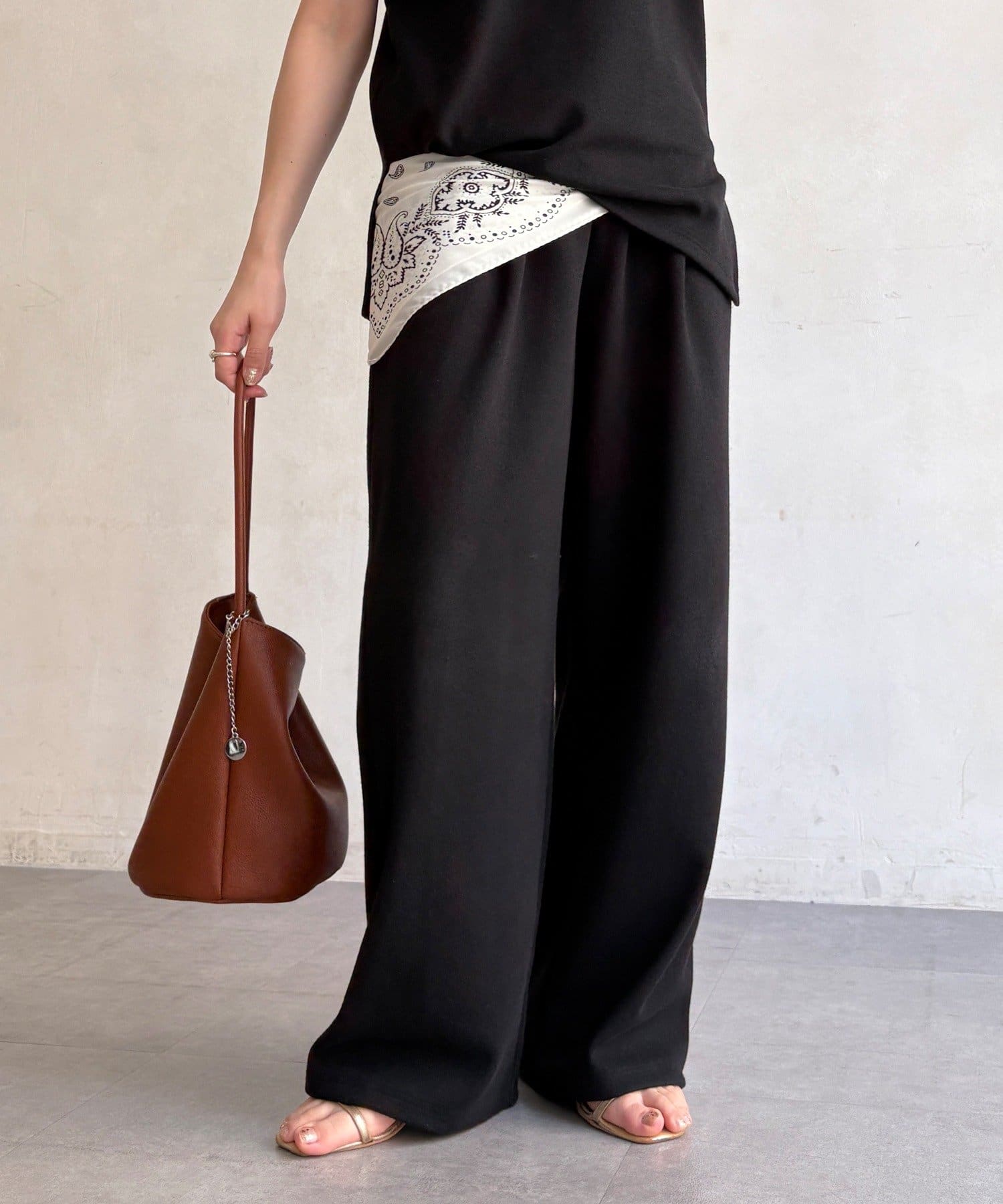 DOUDOU(ドゥドゥ) 【インフルエンサーOKOCHI企画】ブークレータックワイドパンツ