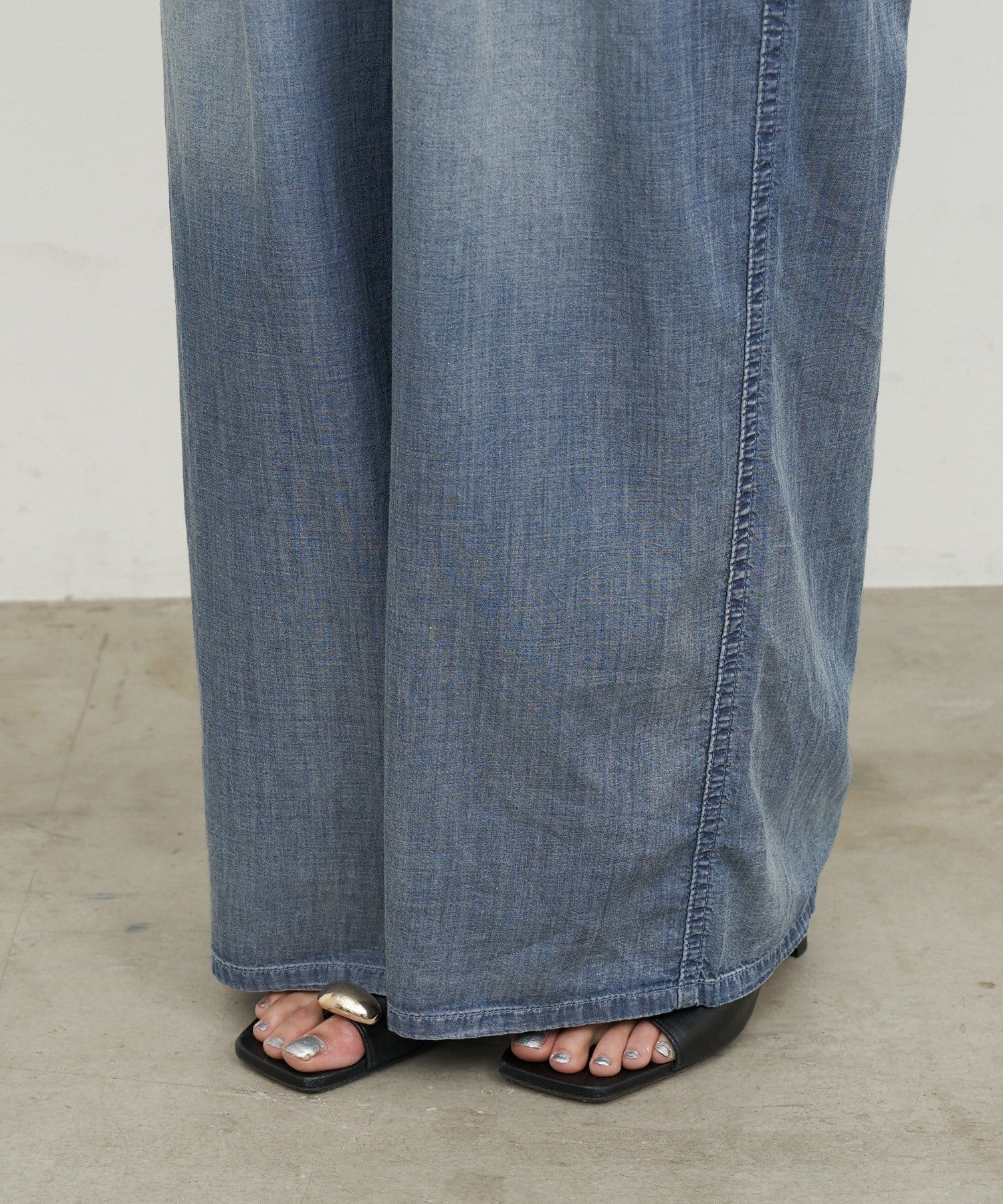 GALLARDAGALANTE(ガリャルダガランテ) 【3/20(金) 8:00～ 予約開始】【夏でも快適】シアーデニムパンツ