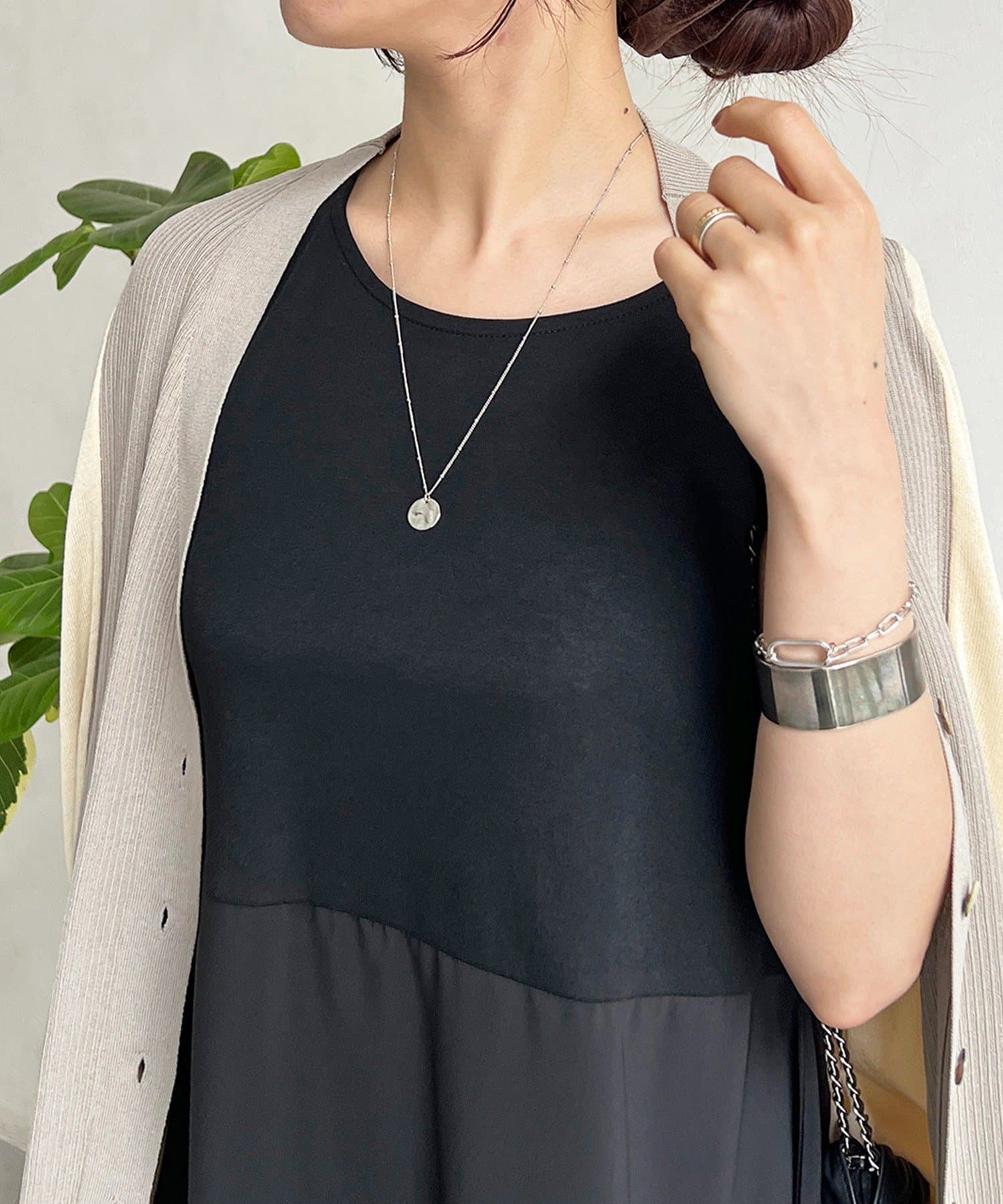 un dix cors(アンディコール) ワンポイントネックレス