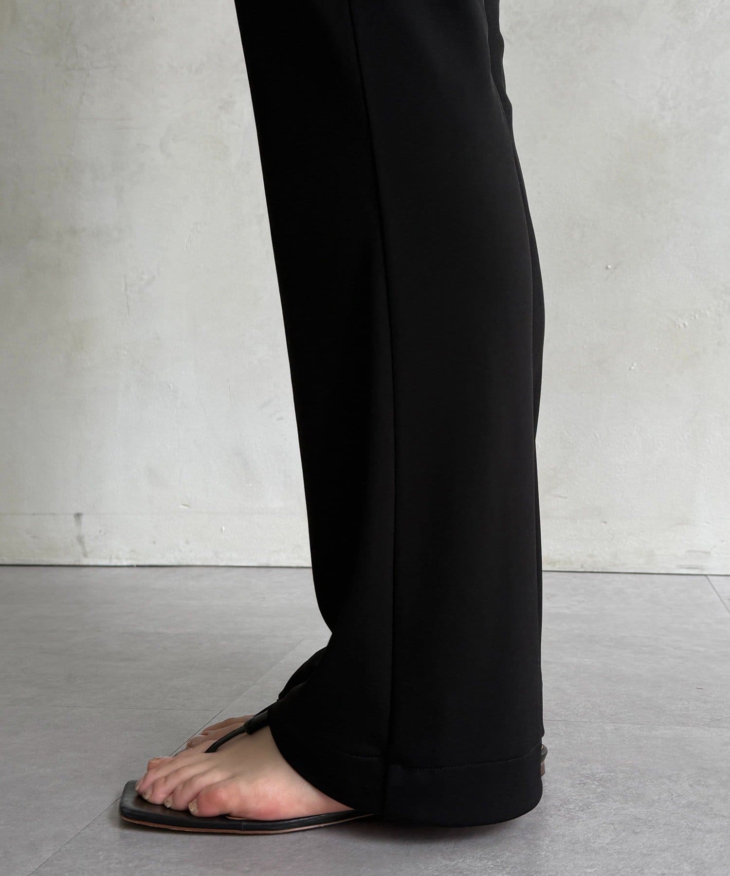 DOUDOU(ドゥドゥ) サイドファスナーセミフレアパンツ