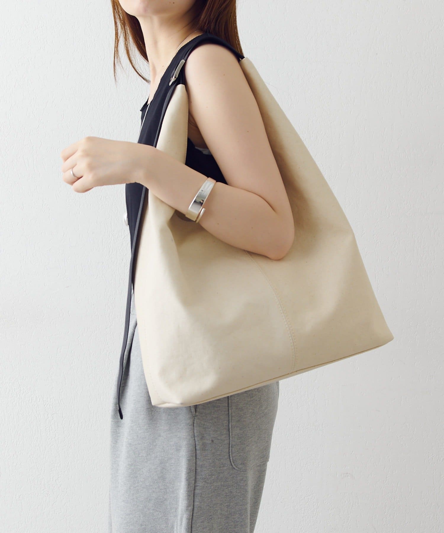 russet(ラシット) 【5/29(金)12:00 予約開始】キャンバスホーボーバッグ