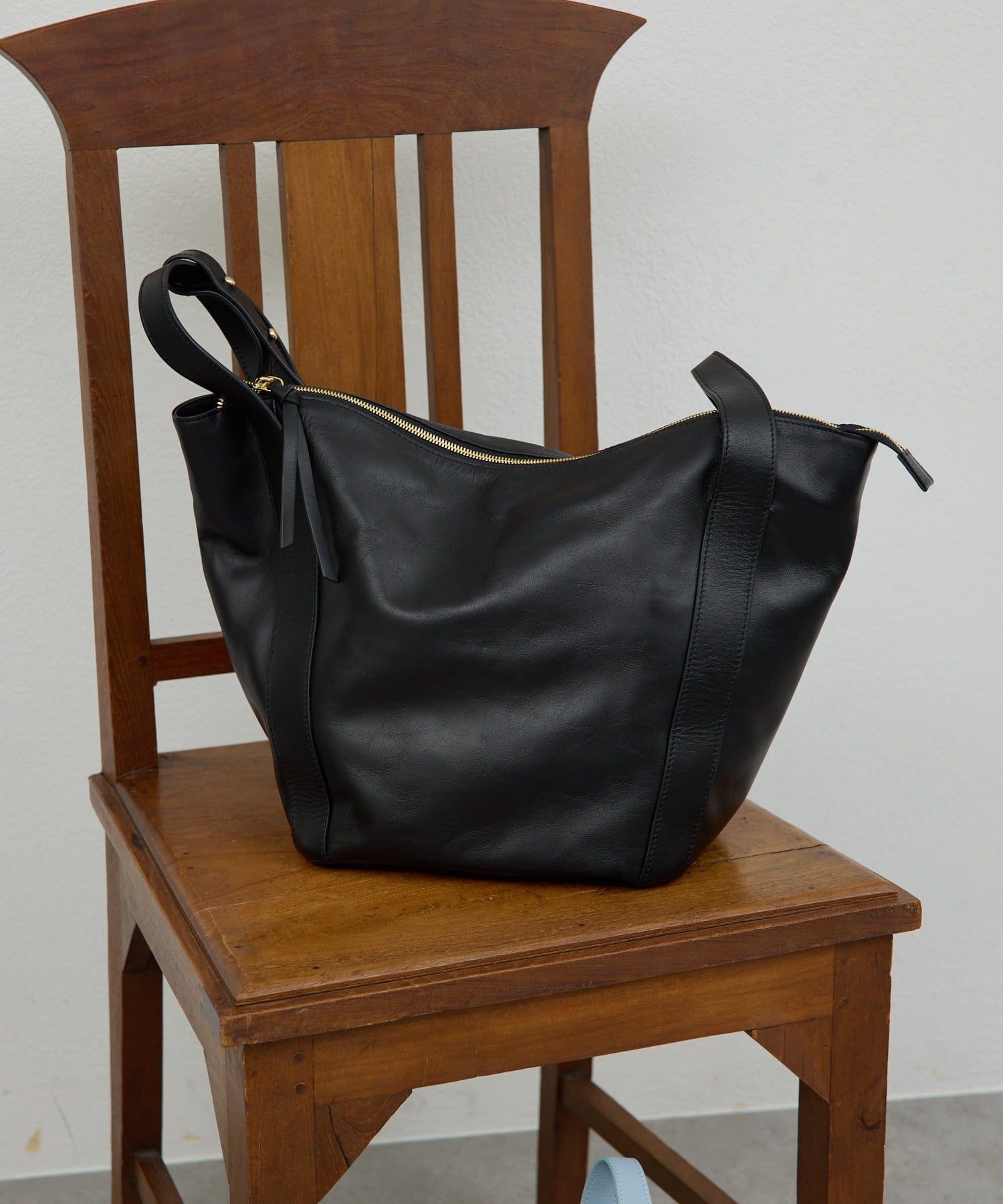 GALLARDAGALANTE(ガリャルダガランテ) 【RobertaGandolfi】レザーショルダーバッグ