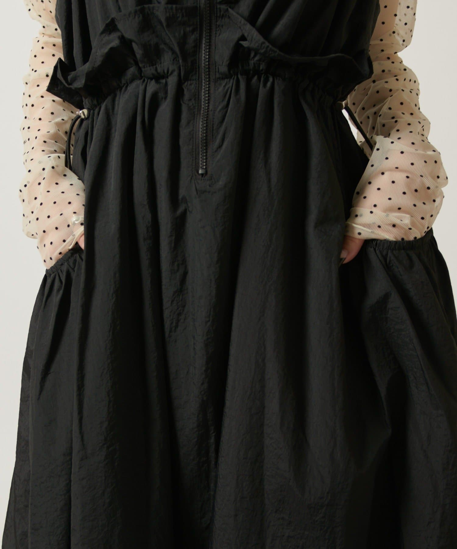 w closet(ダブルクローゼット) ウエストドロストナイロンキャミワンピース