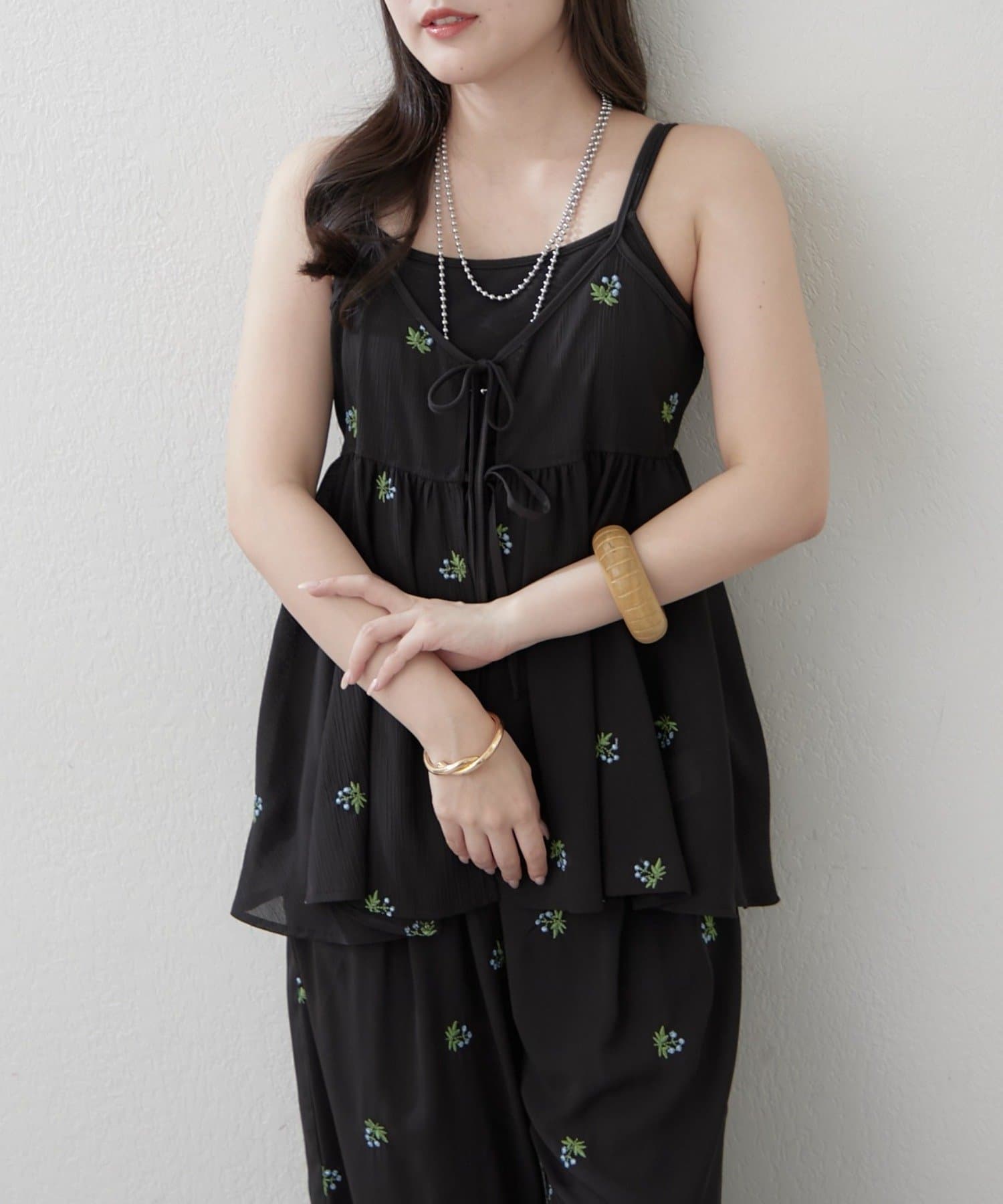 Remind me and forever(リマインドミーアンドフォーエバー) 【SETUP】花刺繍キャミチュニックブラウス