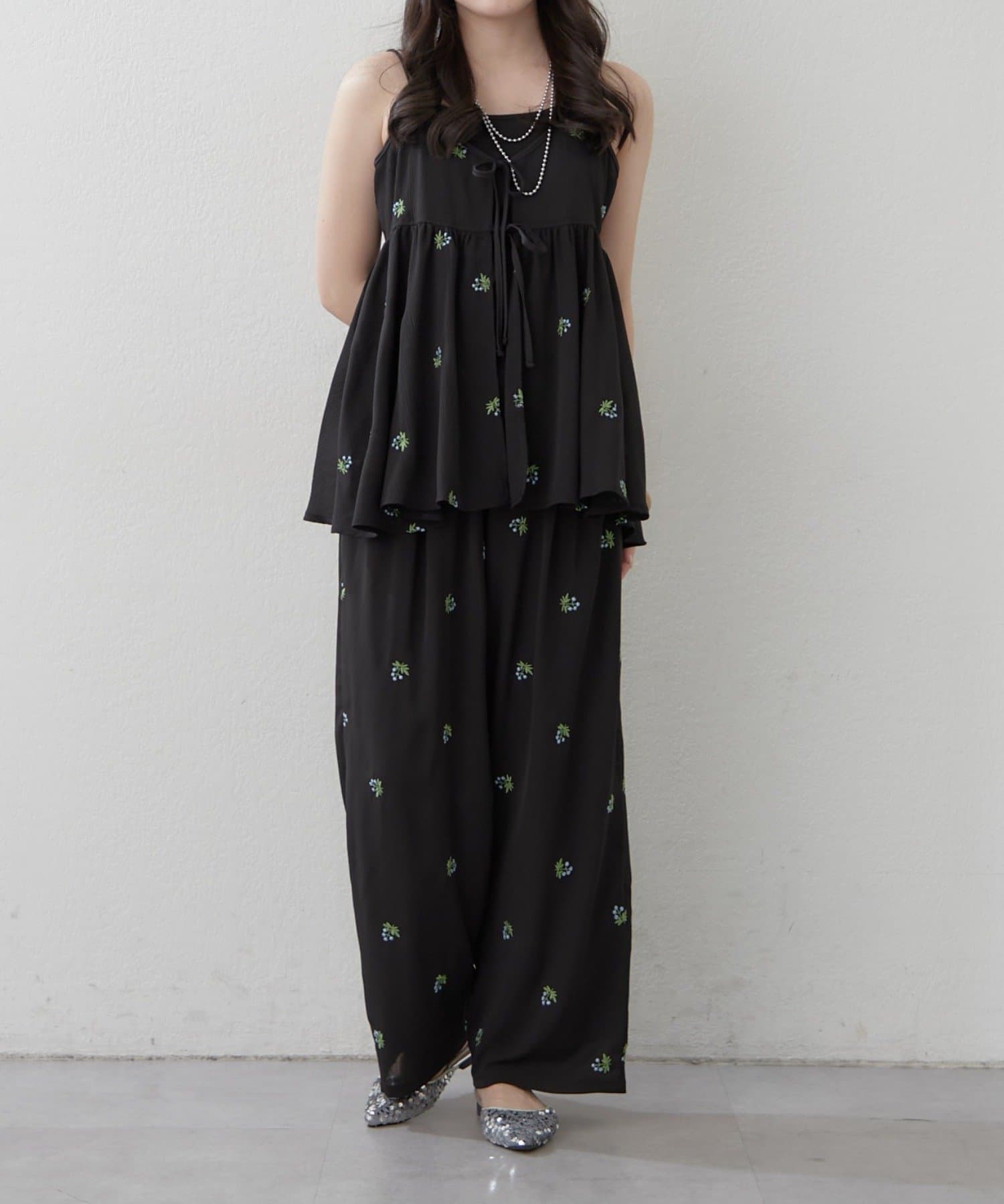 Remind me and forever(リマインドミーアンドフォーエバー) 【SETUP】花刺繍キャミチュニックブラウス