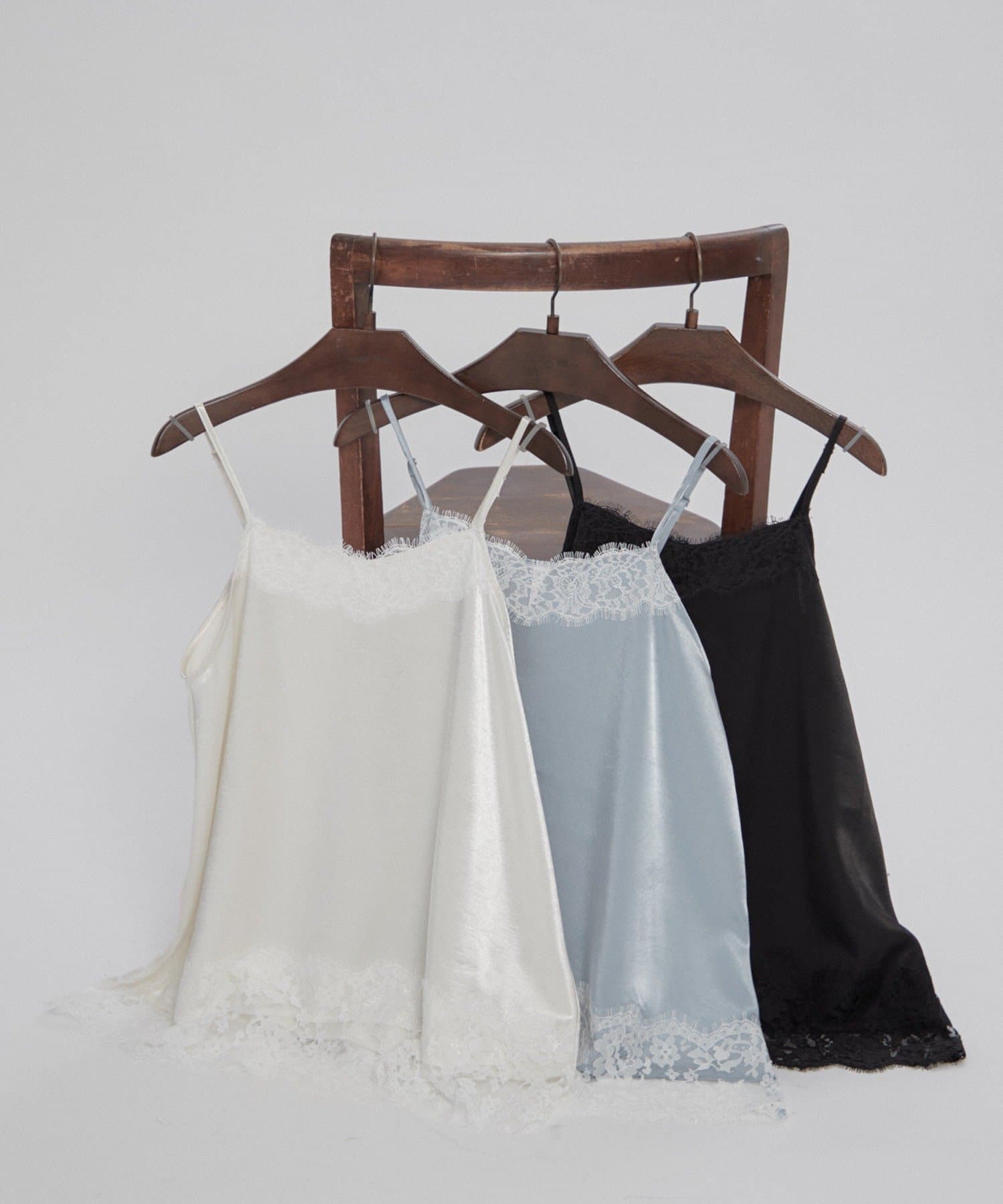 Remind me and forever(リマインドミーアンドフォーエバー) 【@kana__18sセレクト】サテンレースキャミチュニック