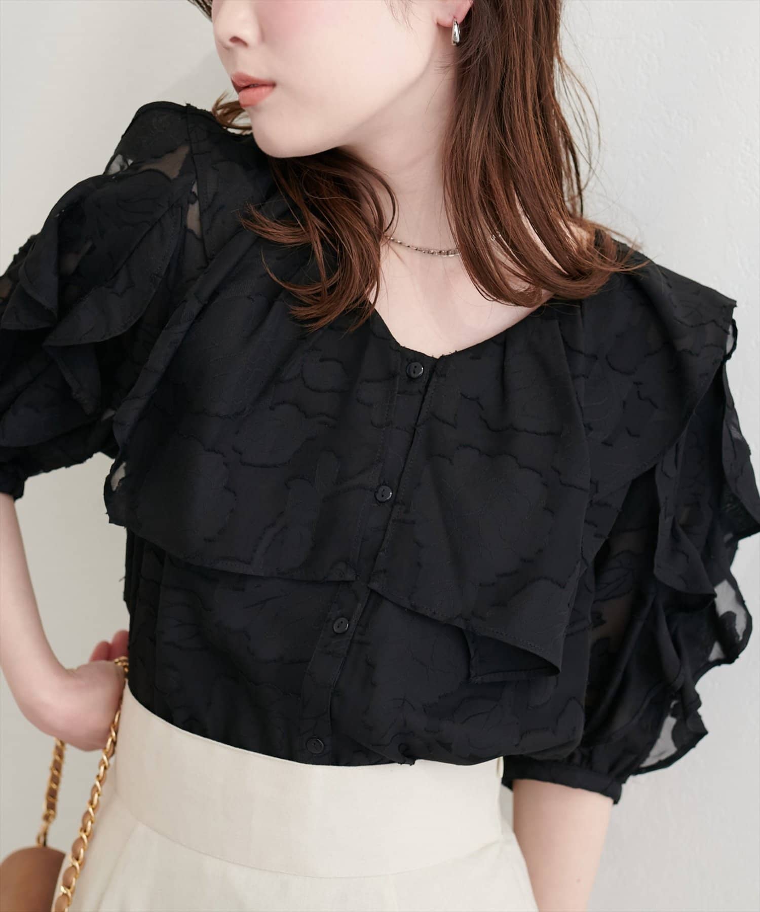 natural couture(ナチュラルクチュール) オパールフラワーシアーブラウス