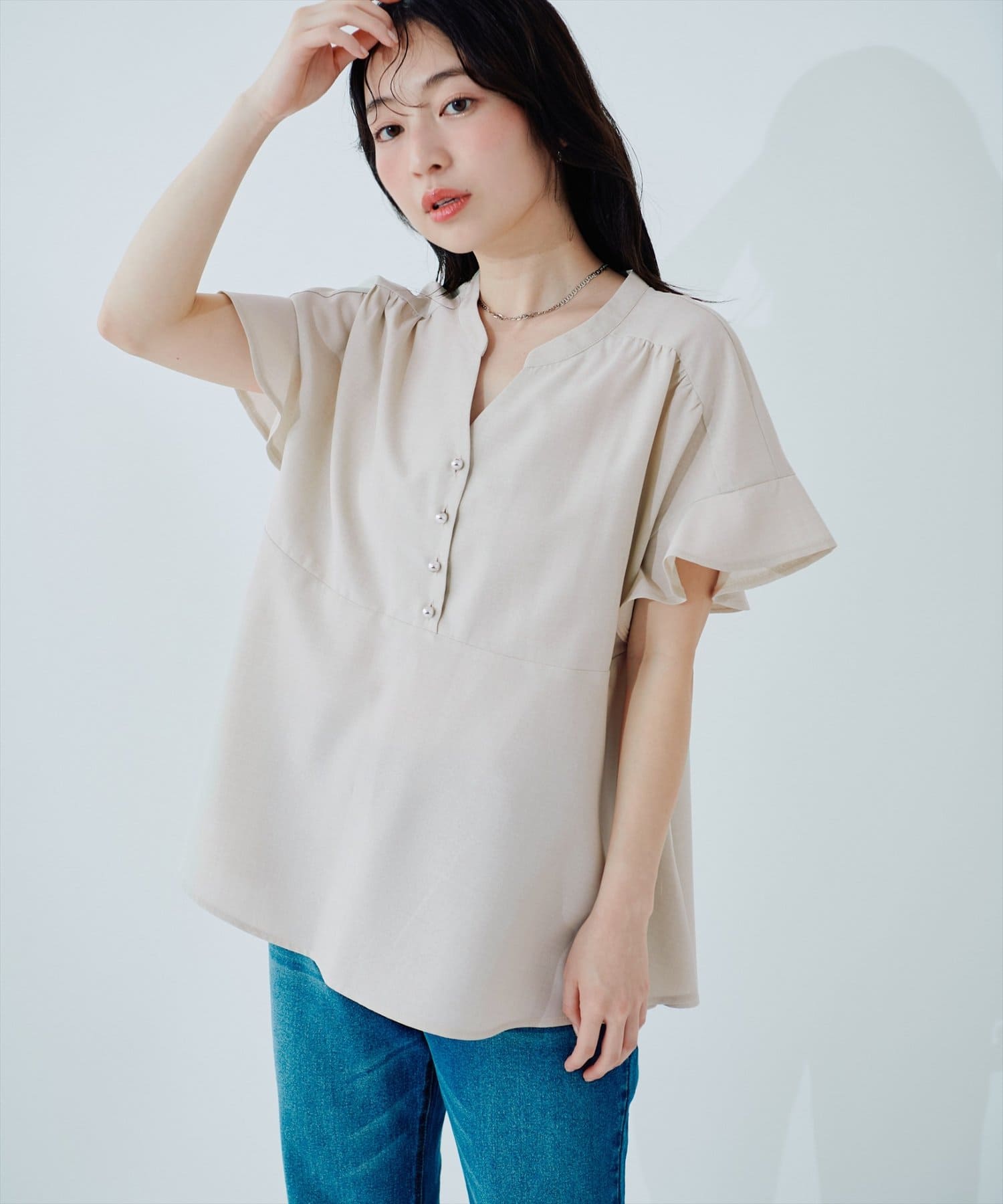 natural couture(ナチュラルクチュール) 接触冷感UV袖フリルペプラムブラウス