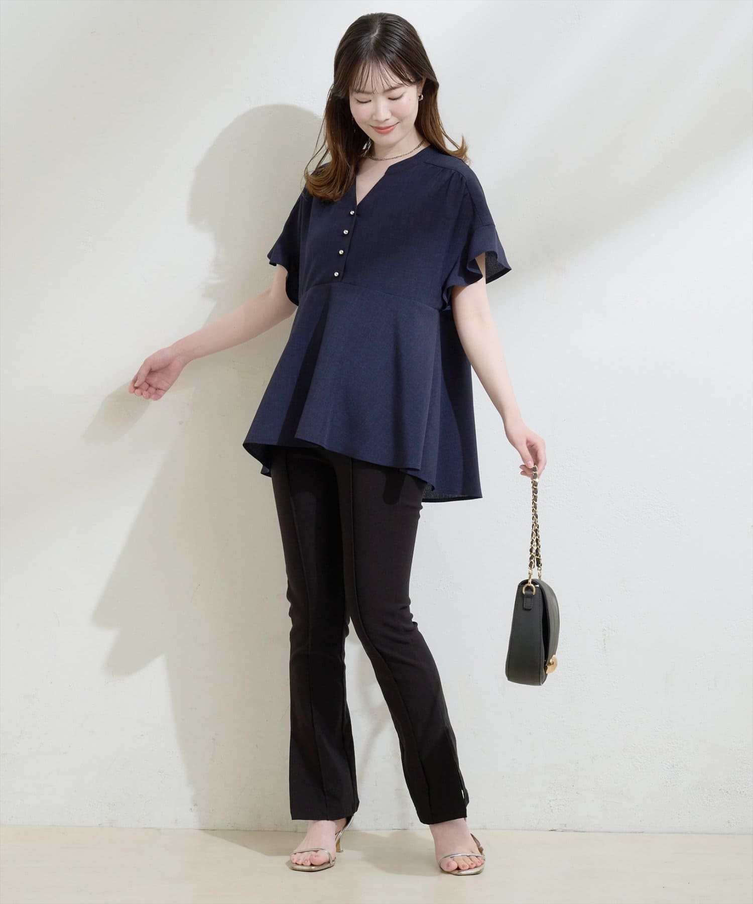 natural couture(ナチュラルクチュール) 接触冷感UV袖フリルペプラムブラウス