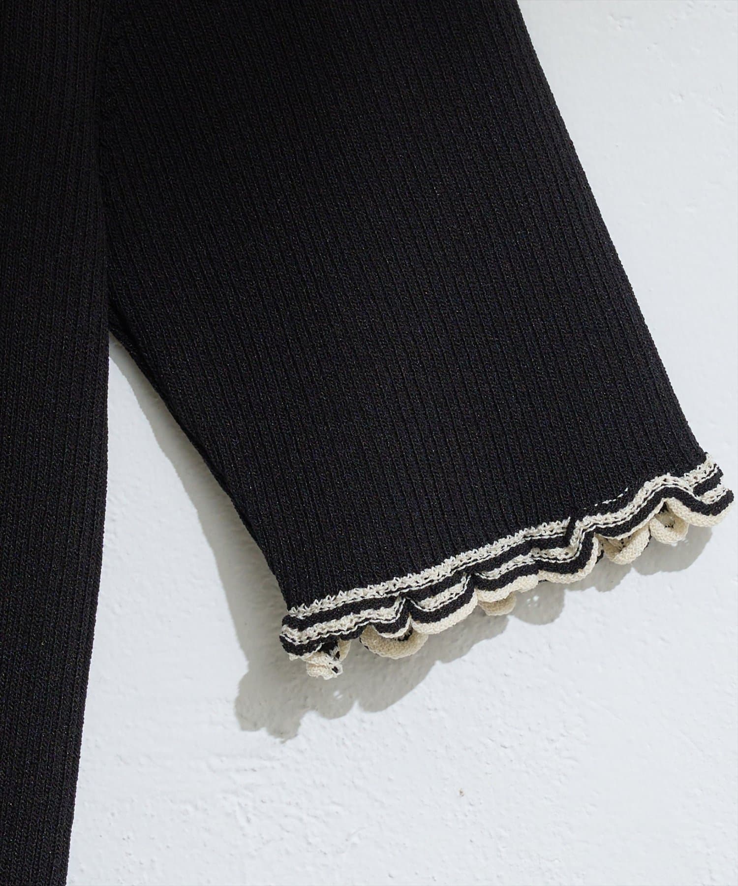 natural couture(ナチュラルクチュール) フリルシアー配色リブニットプルオーバー