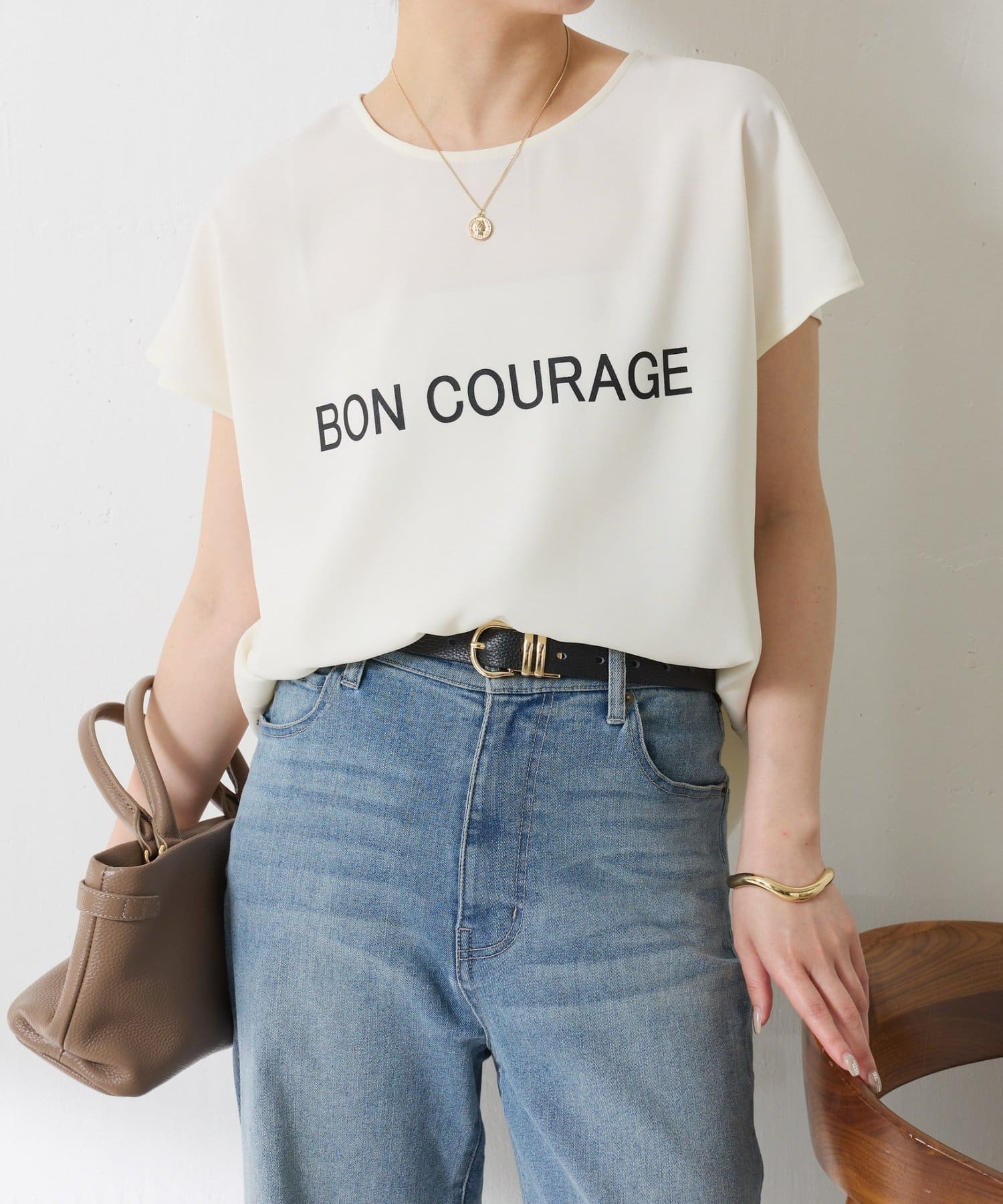 COLLAGE GALLARDAGALANTE(コラージュ ガリャルダガランテ) 【さらっとした着心地】ジョーゼットフレンチロゴTシャツ