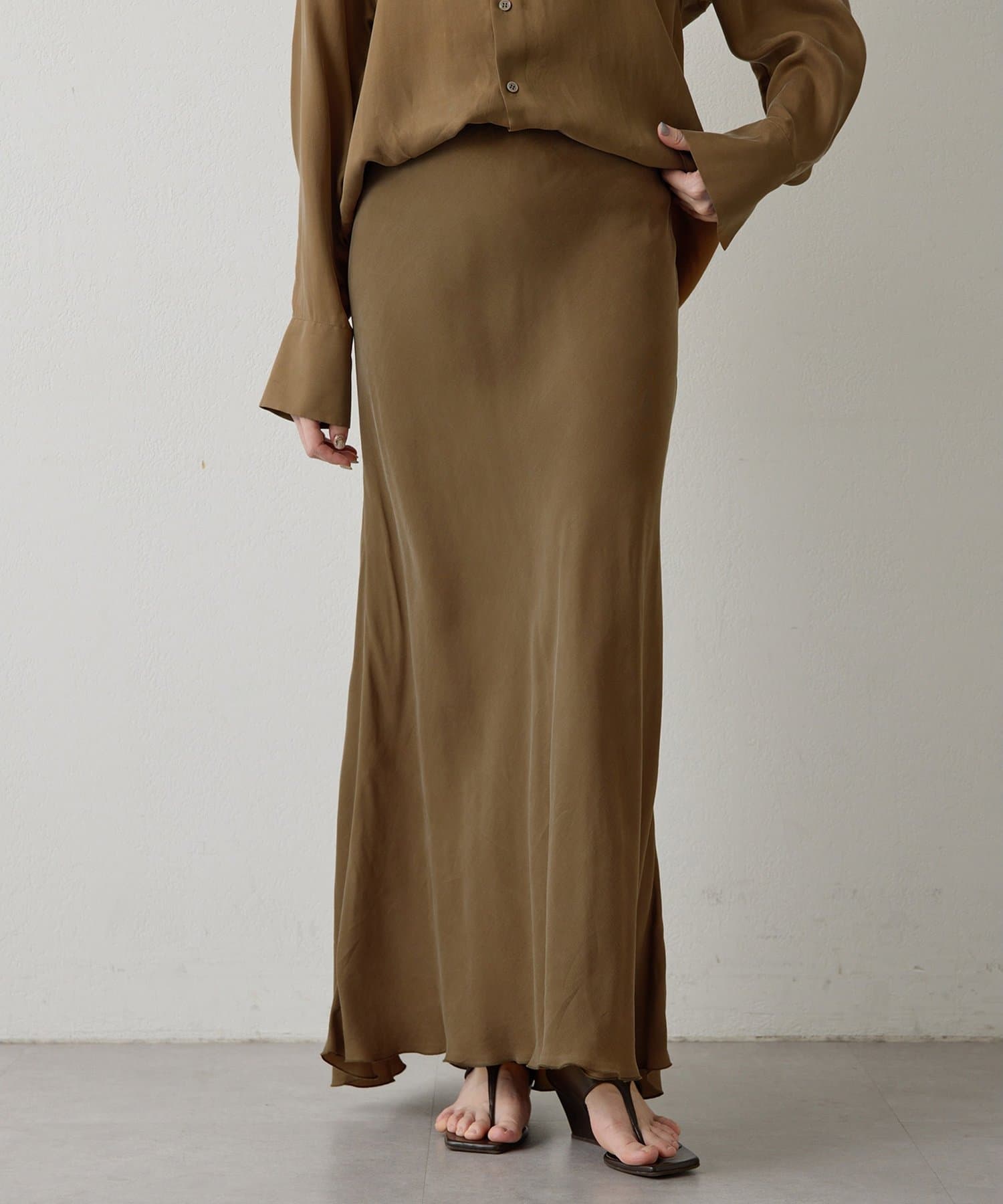 Whim Gazette(ウィム ガゼット) キュプラフィブリルフレアスカート