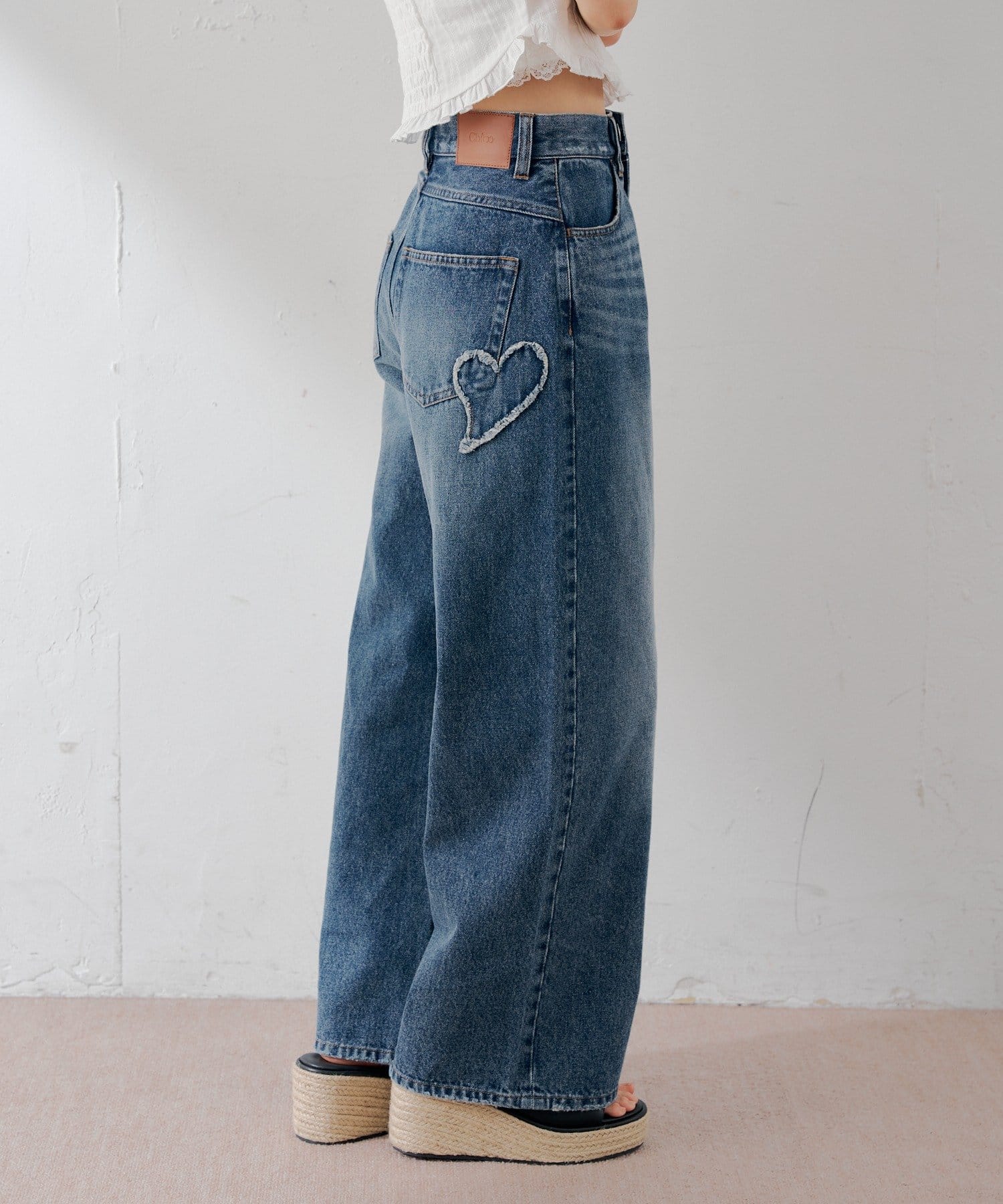 Chico(チコ) ポケットデザインワイドデニム