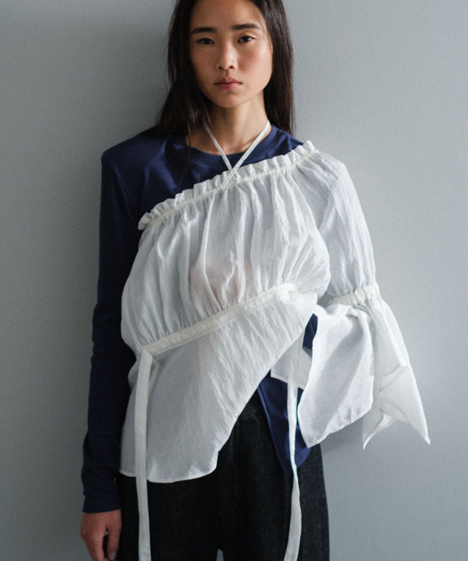 OUTLET(アウトレット) 【Pasterip】one shoulder lace blouse