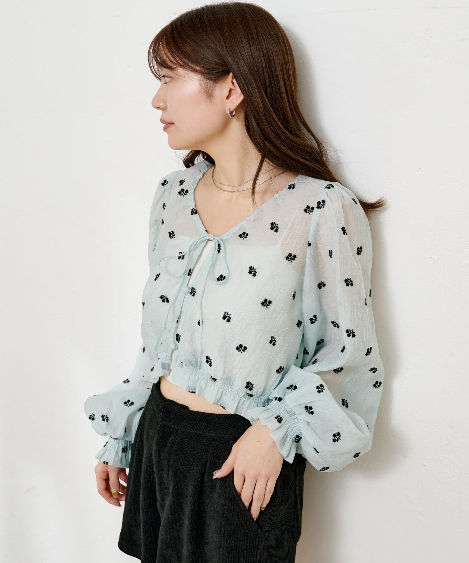 OUTLET(アウトレット) 【Kastane】フラワーステッチブラウス