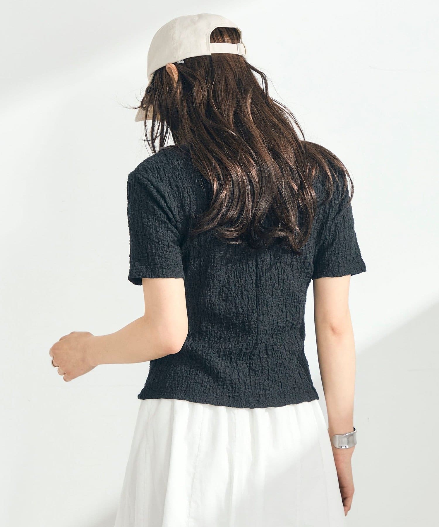 FREDY & GLOSTER(フレディ アンド グロスター) ぽこぽこ2WAYスリットプルオーバーカットソー