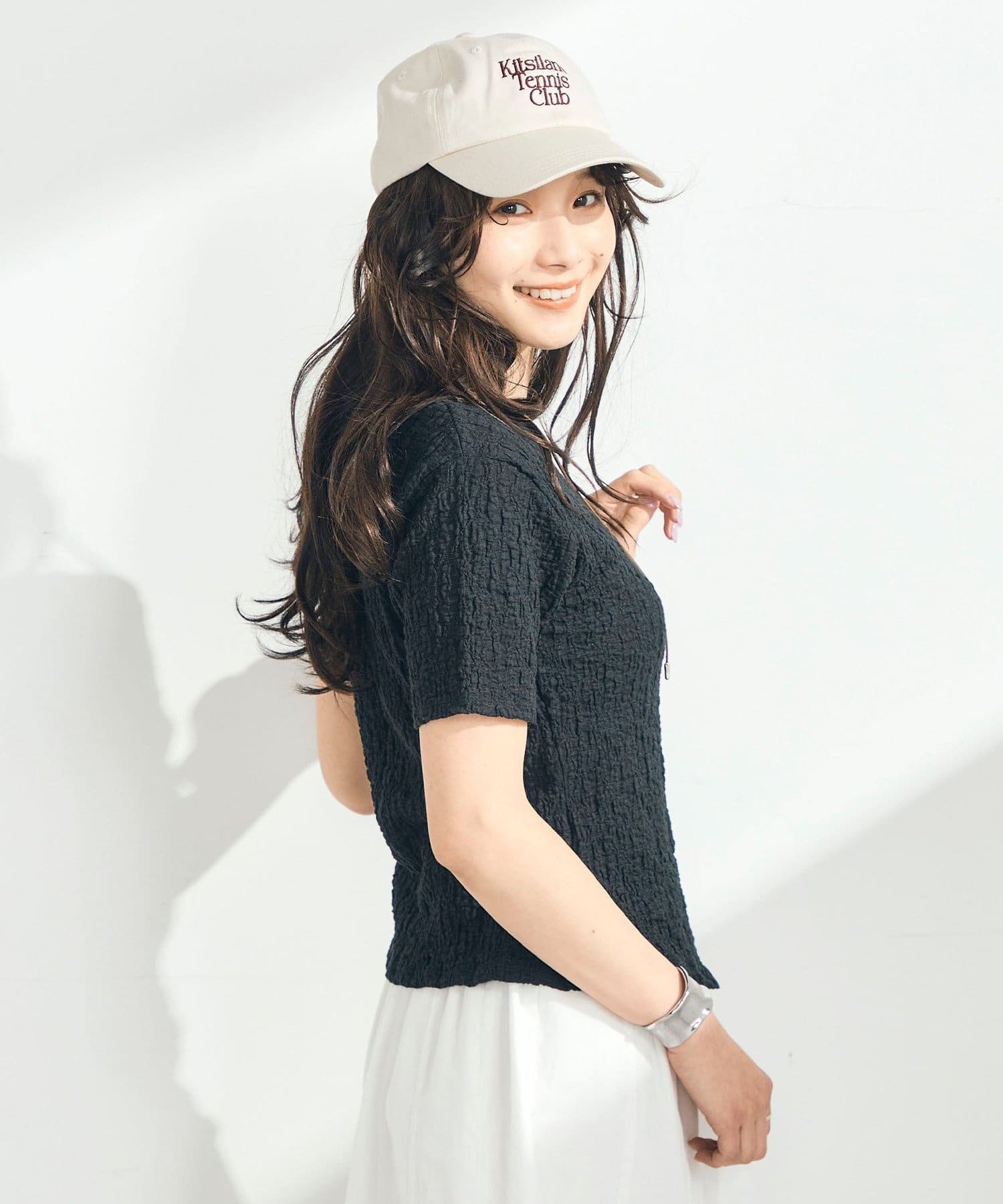 FREDY & GLOSTER(フレディ アンド グロスター) ぽこぽこ2WAYスリットプルオーバーカットソー