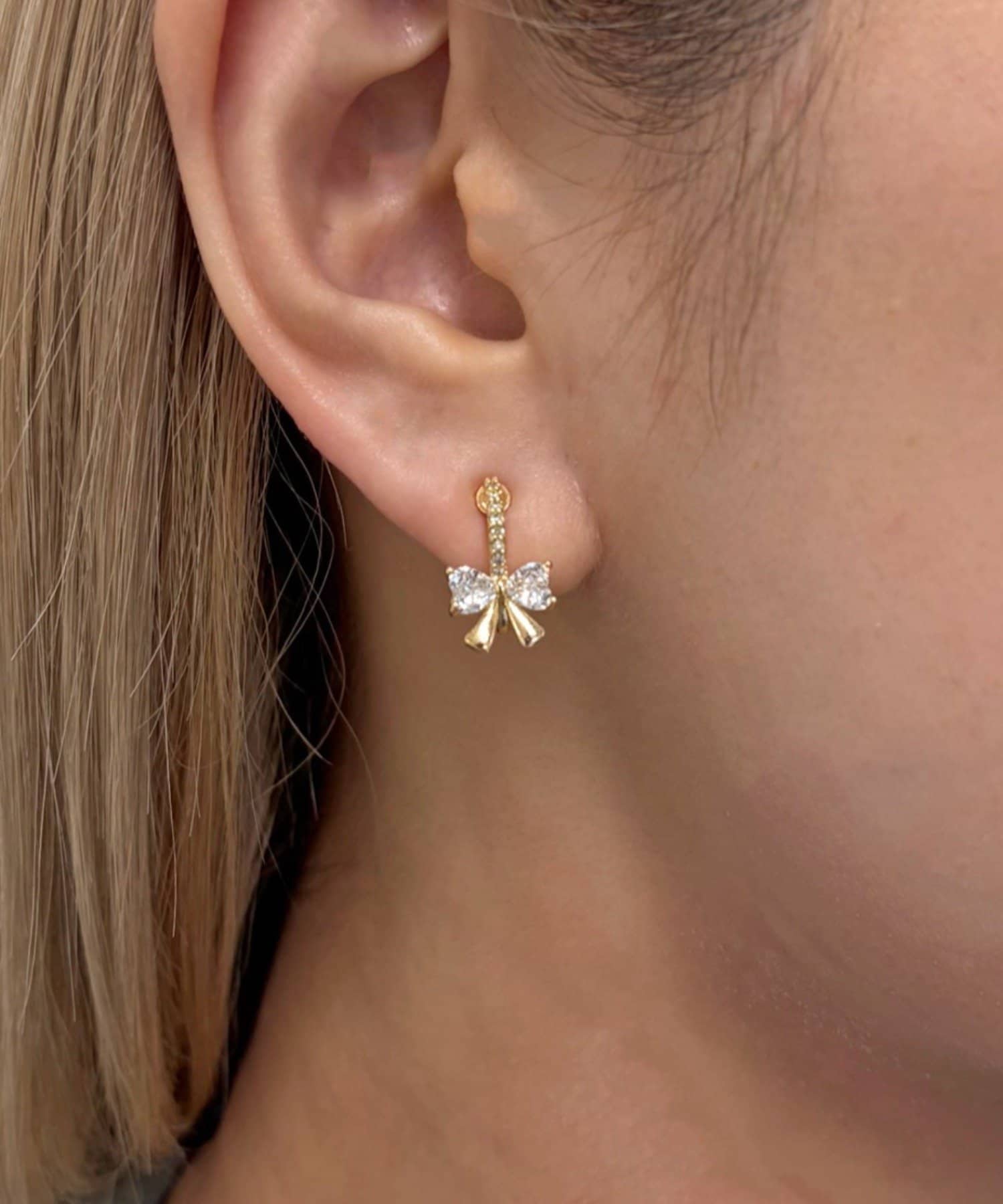 Lattice(ラティス) リボンストーンイヤリング