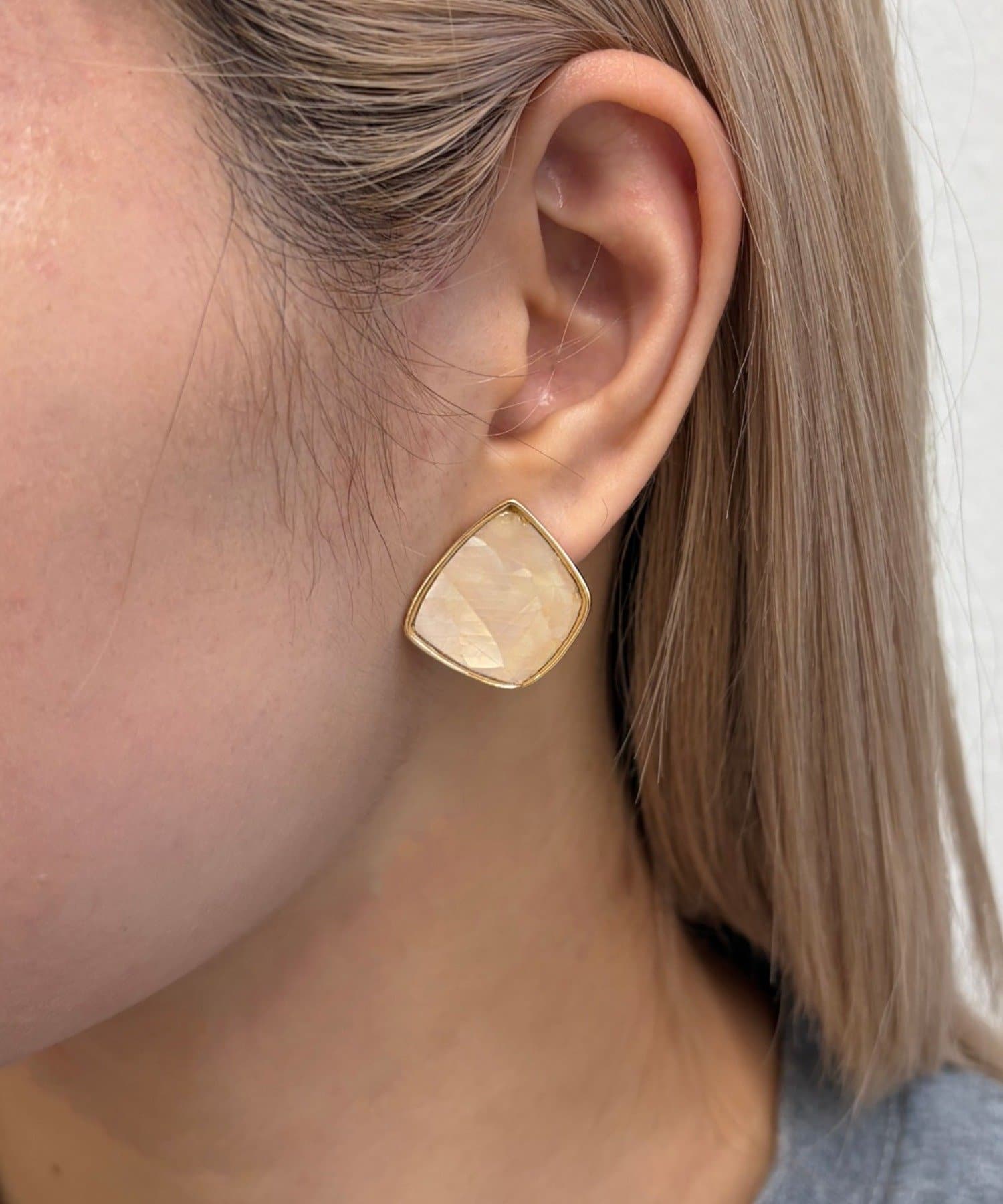 Lattice(ラティス) シェルイヤリング