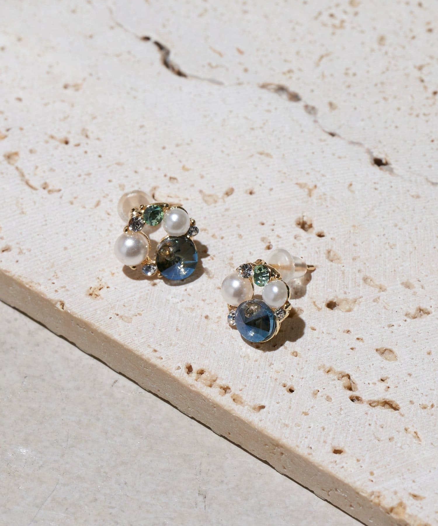 Lattice(ラティス) ビジューピアス