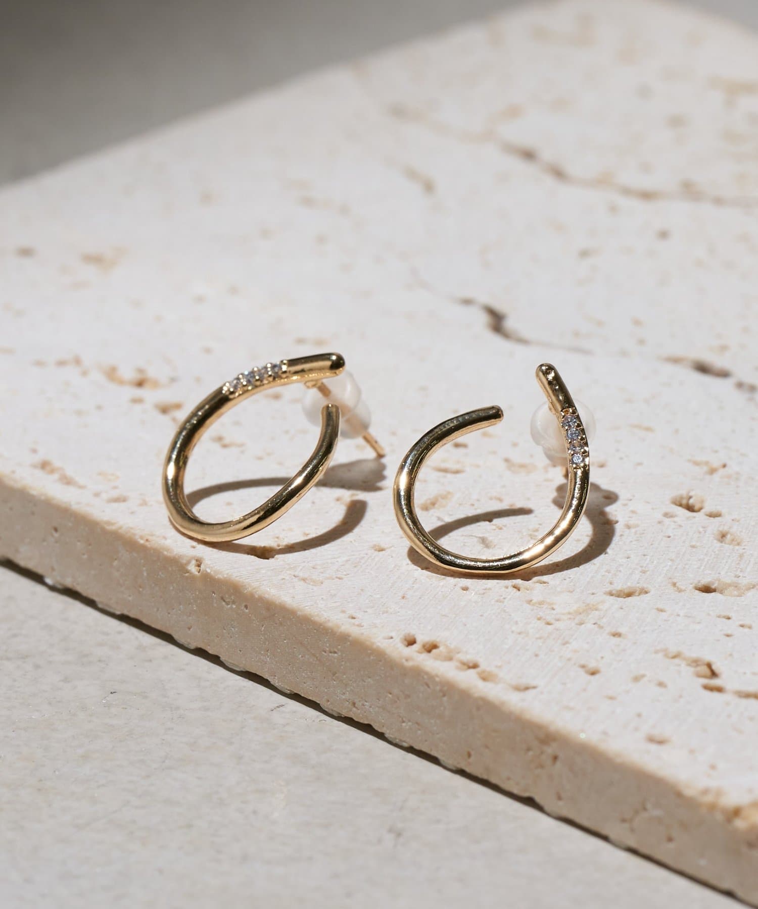 Lattice(ラティス) メタルビジューピアス