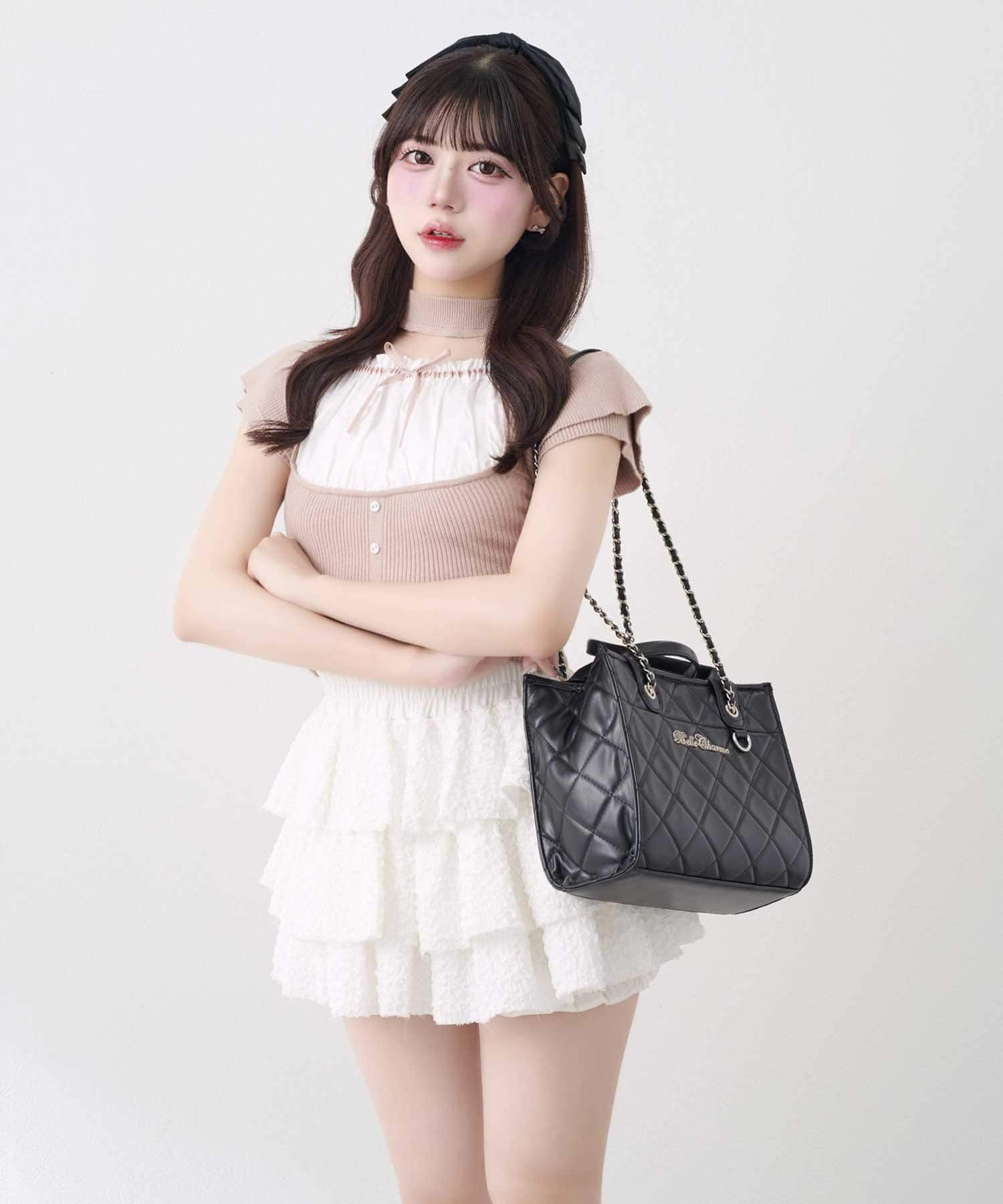 Belle Charme(ベルシャルム) Frill Sleeves Choker Rib Knit