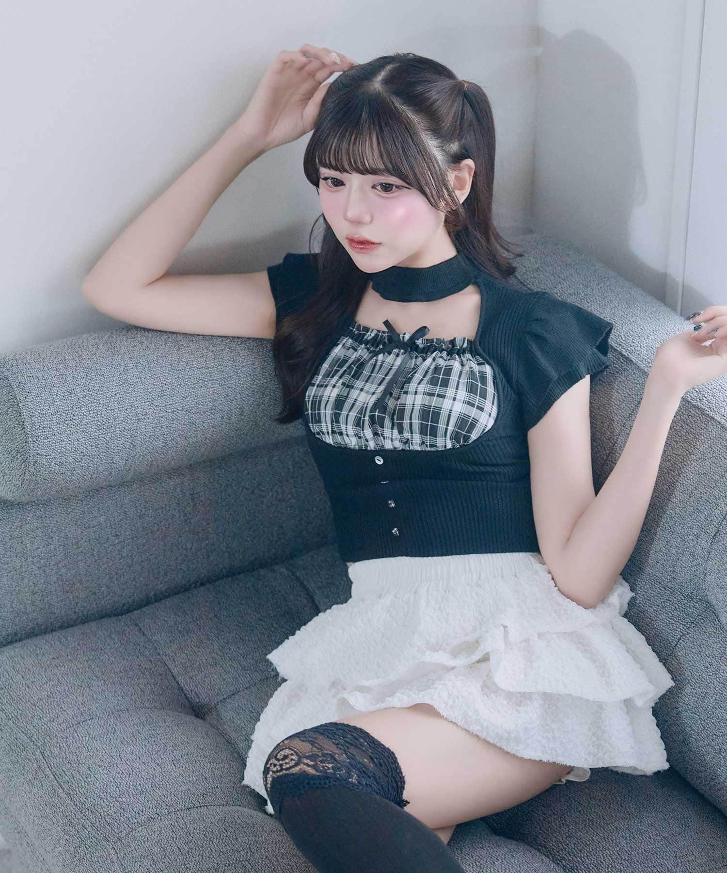 Belle Charme(ベルシャルム) Frill Sleeves Choker Rib Knit