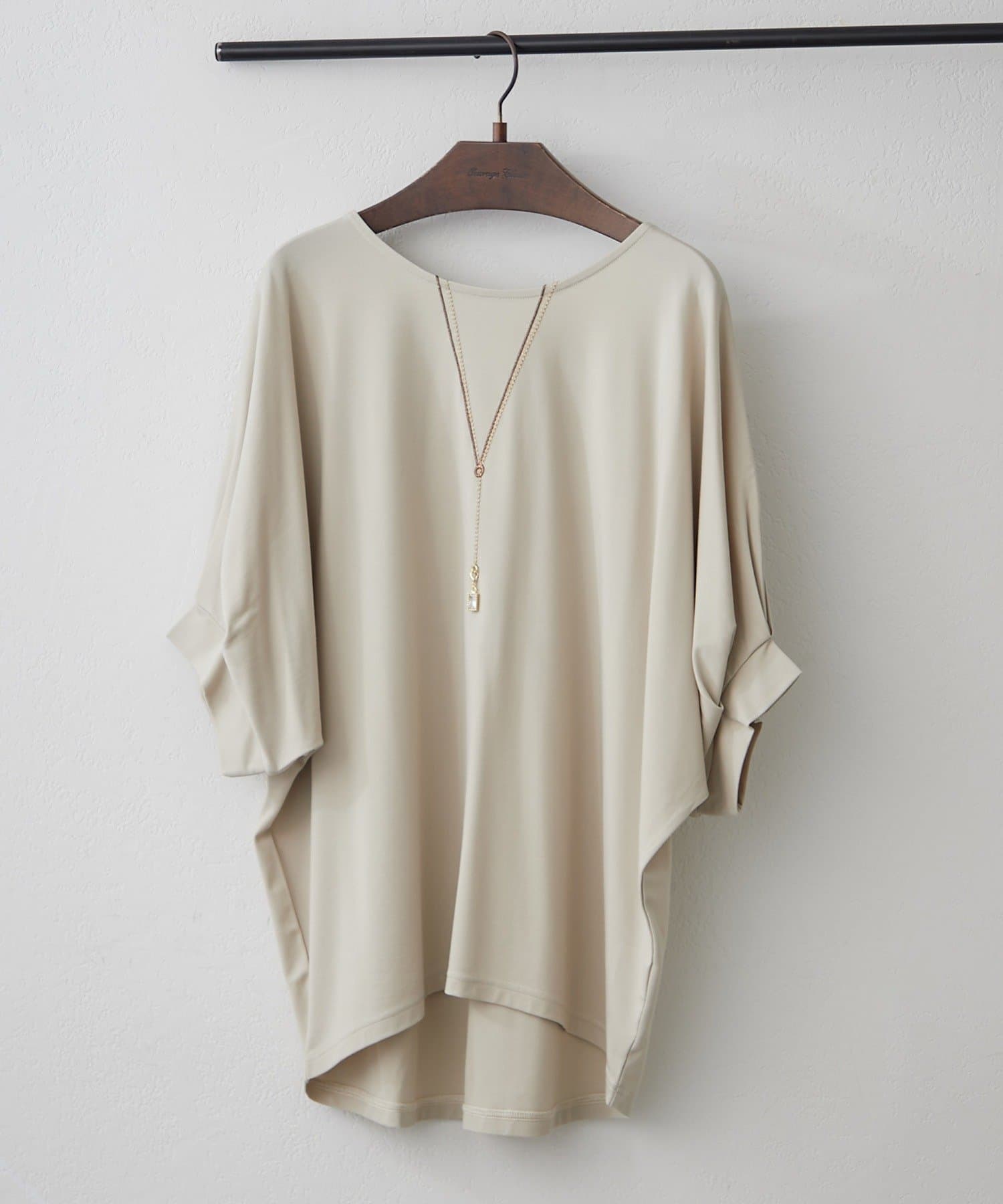 Remind me and forever(リマインドミーアンドフォーエバー) 《着るだけで完成》アクセサリー付ドルマンＴシャツ