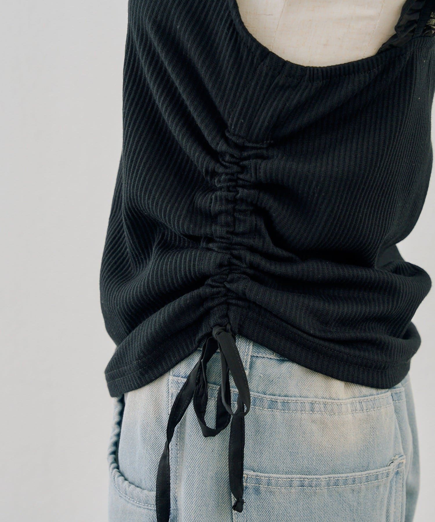 NICE CLAUP / OLIVE des OLIVE OUTLET(ナイスクラップ  / オリーブ デ オリーブ アウトレット) 【ANOTHER BRANCH】ドロストフリルキャミソール