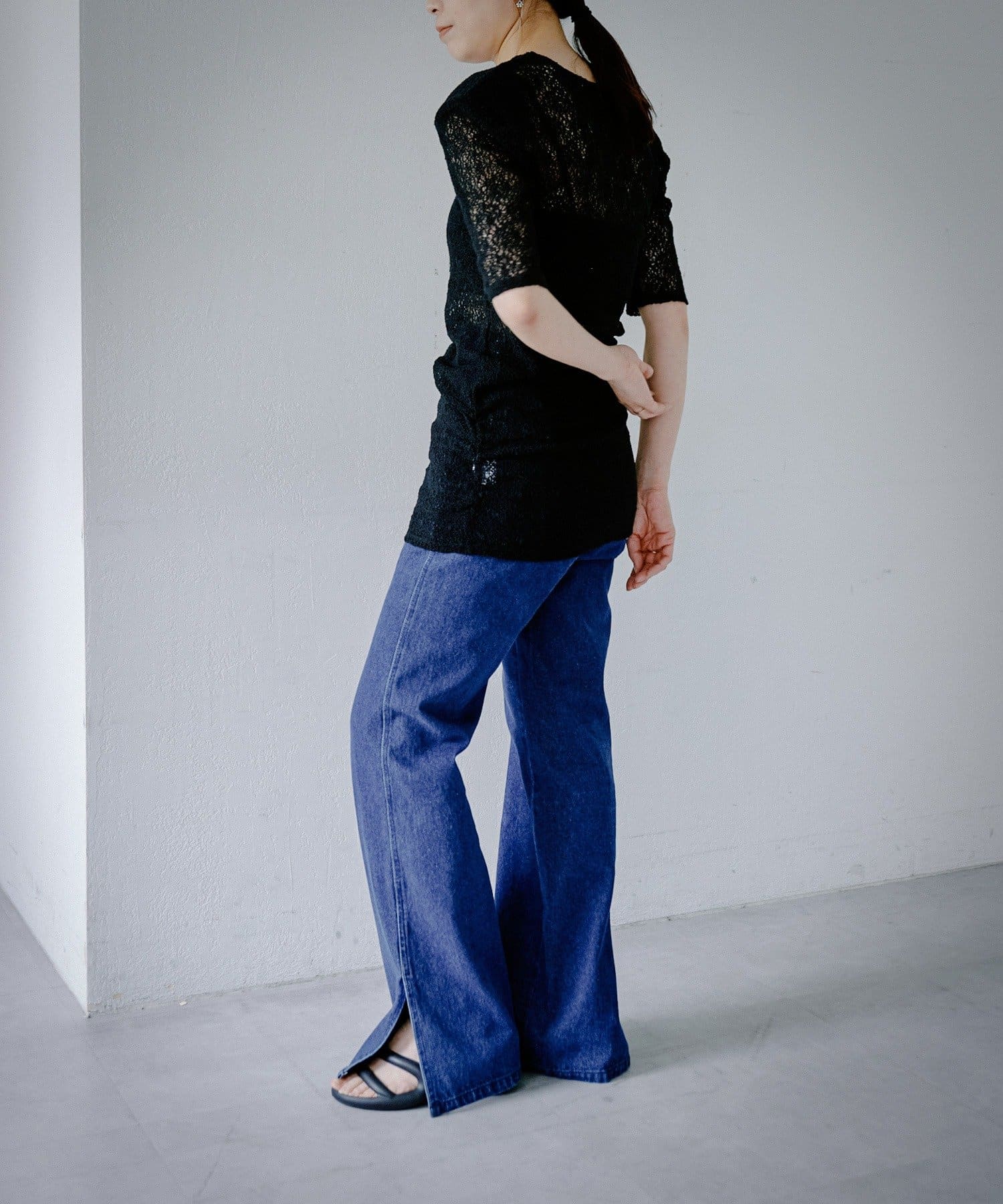 Pasterip(パセリ) KARAMI lace pad tee
