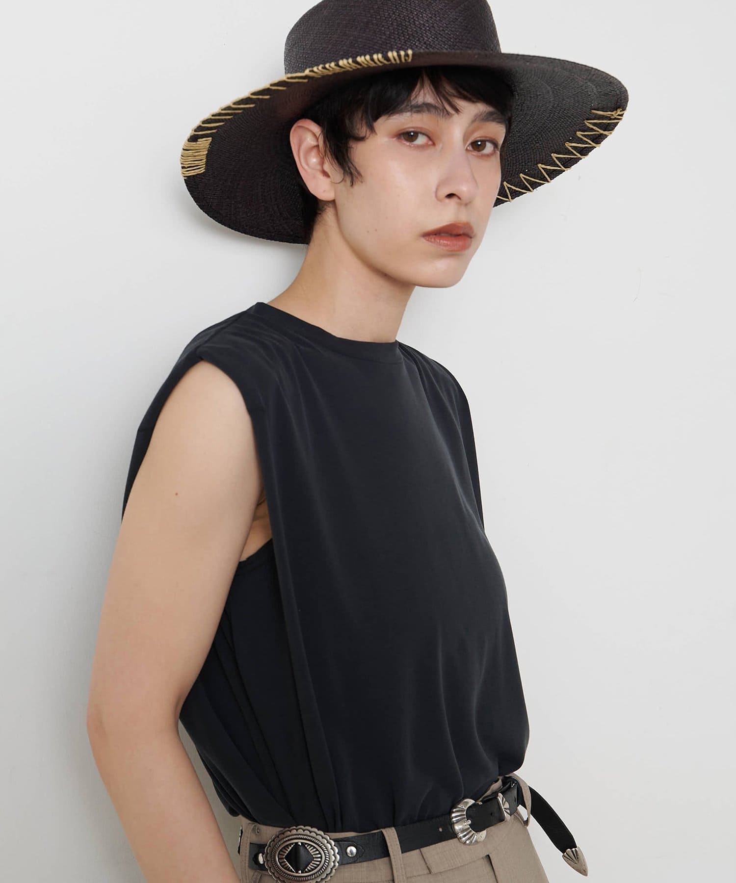 Whim Gazette(ウィム ガゼット) フィブリルショルダータックプルオーバー