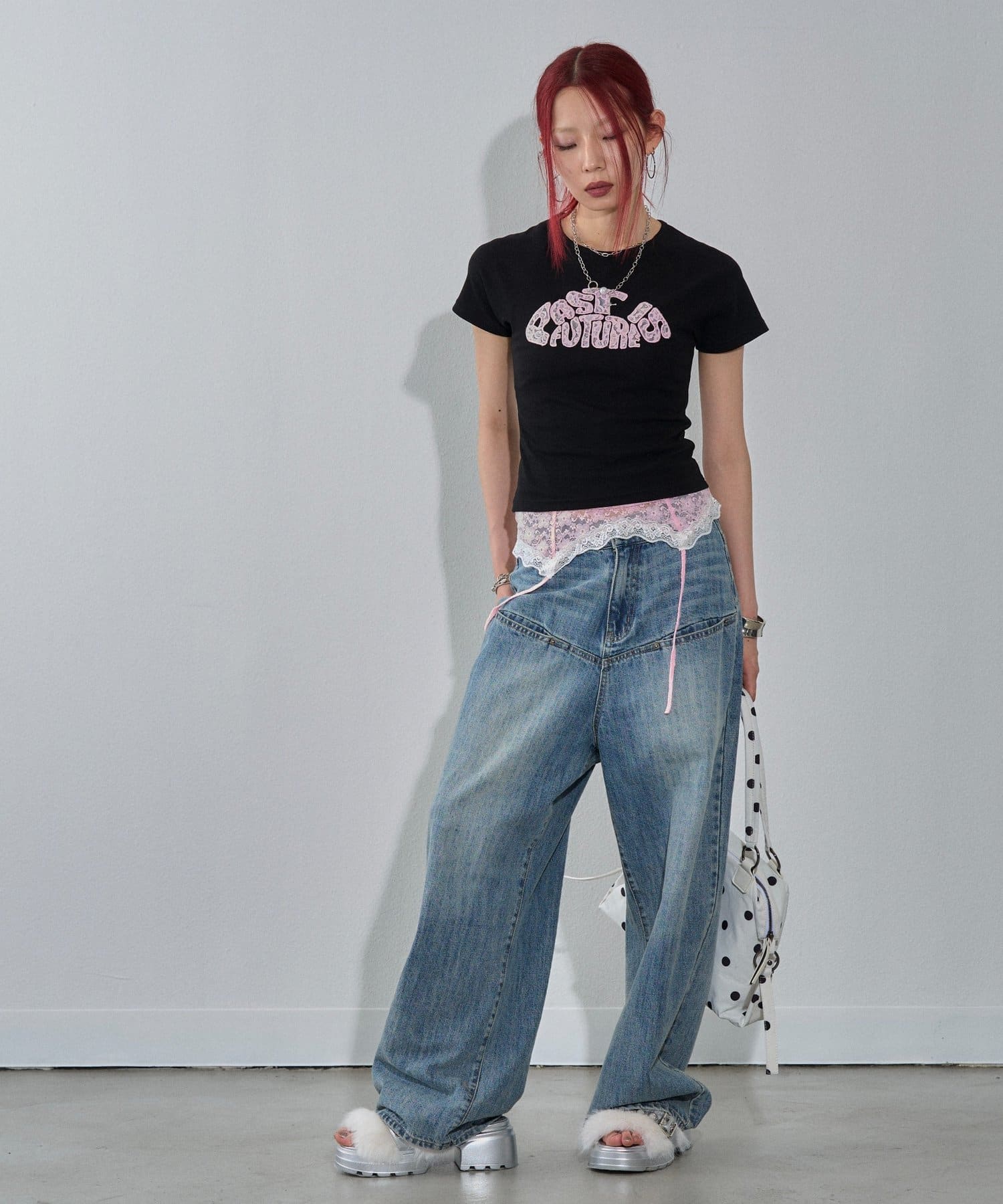 WHO’S WHO gallery(フーズフーギャラリー) ファーベルトサンダル