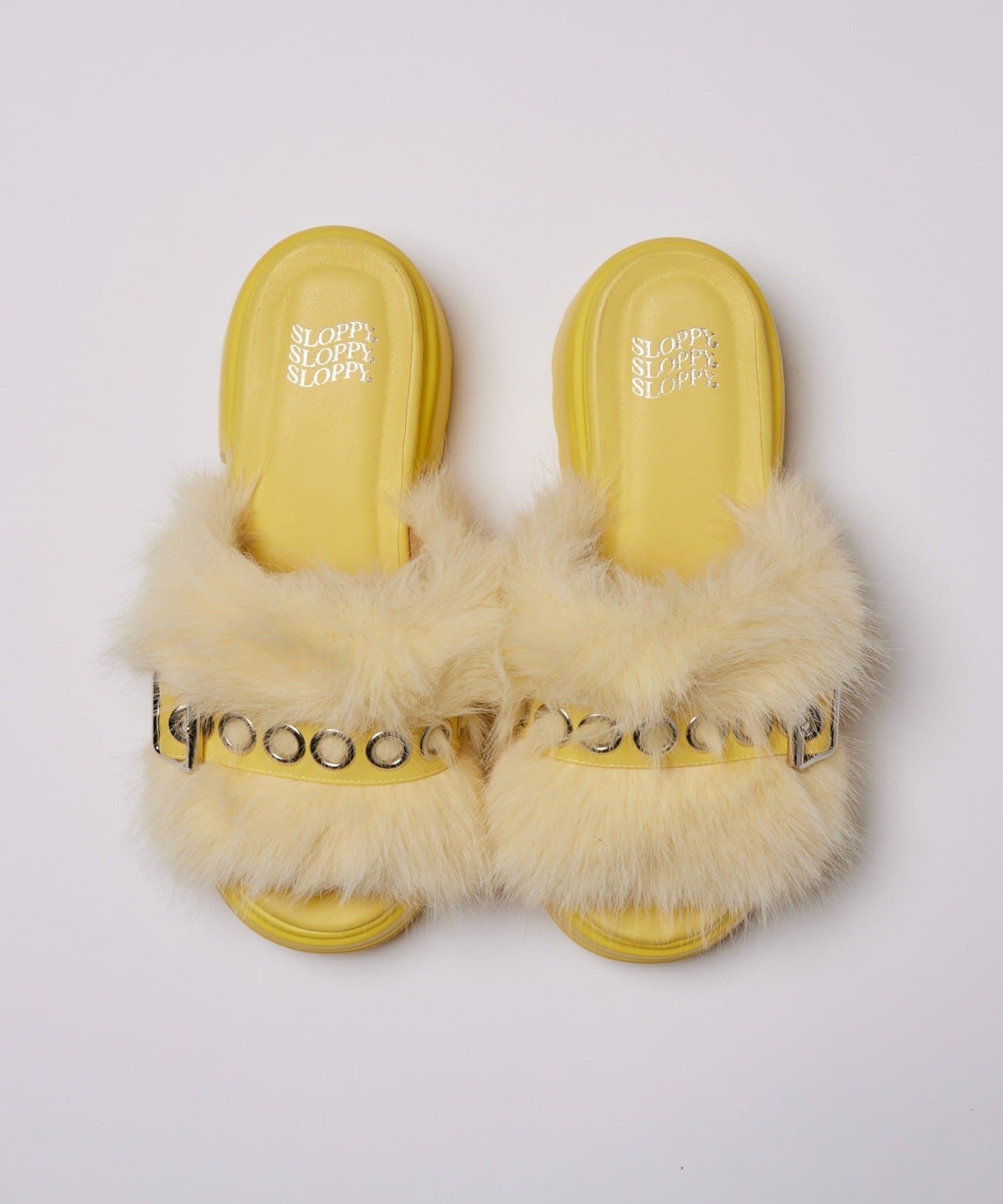 WHO’S WHO gallery(フーズフーギャラリー) ファーベルトサンダル