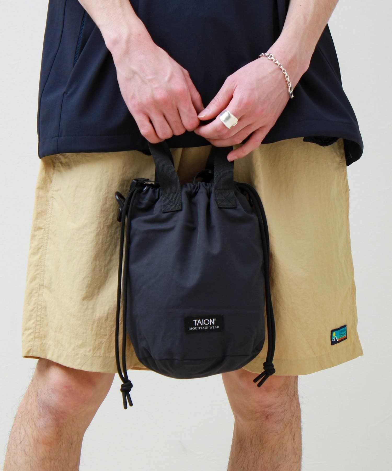 FREDY & GLOSTER(フレディ アンド グロスター) 【TAION / タイオン】MOUNTAIN BUCKET BAG