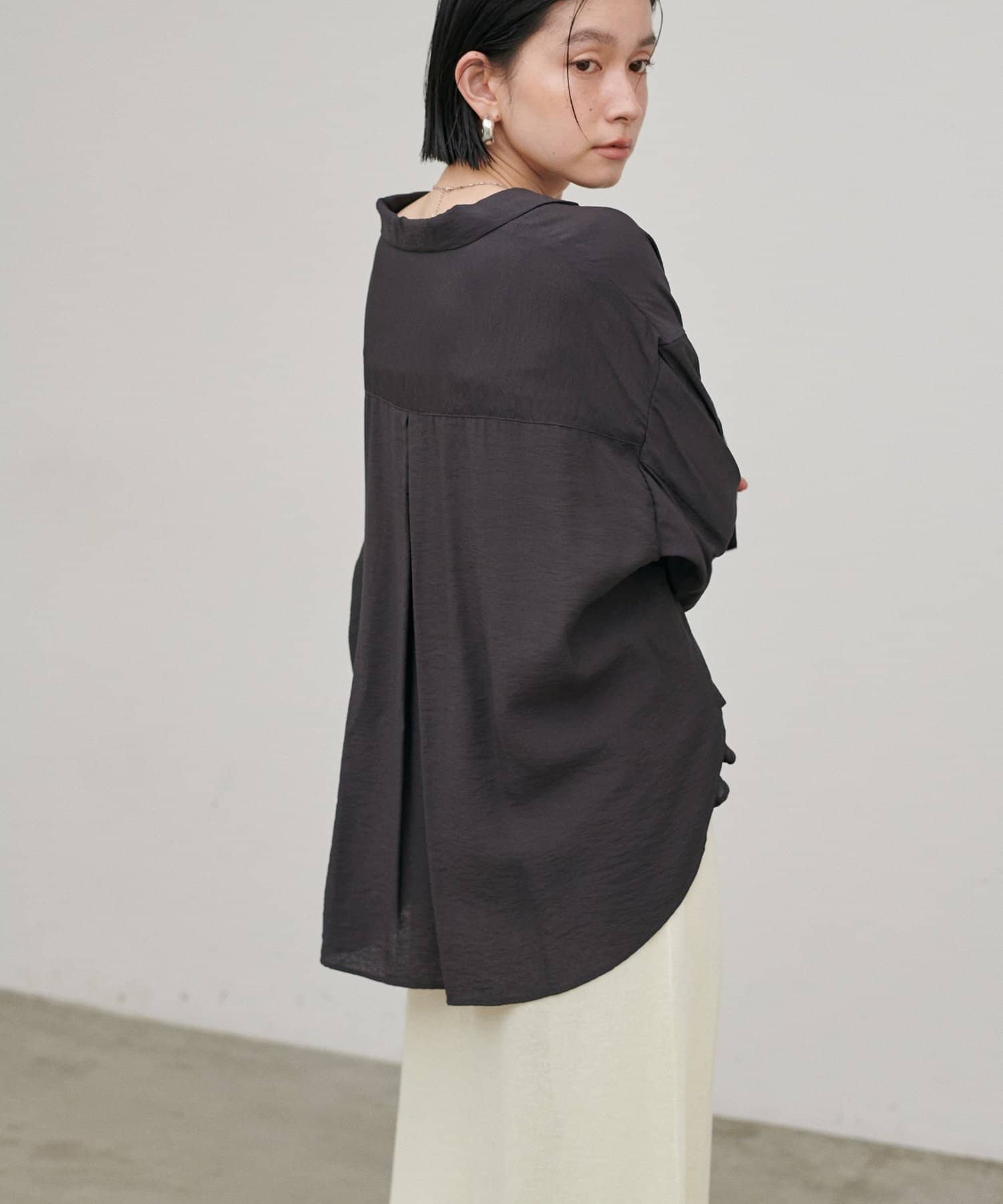 LARUTA(ラルータ) ［Web限定］Wポケットとろみシャツ