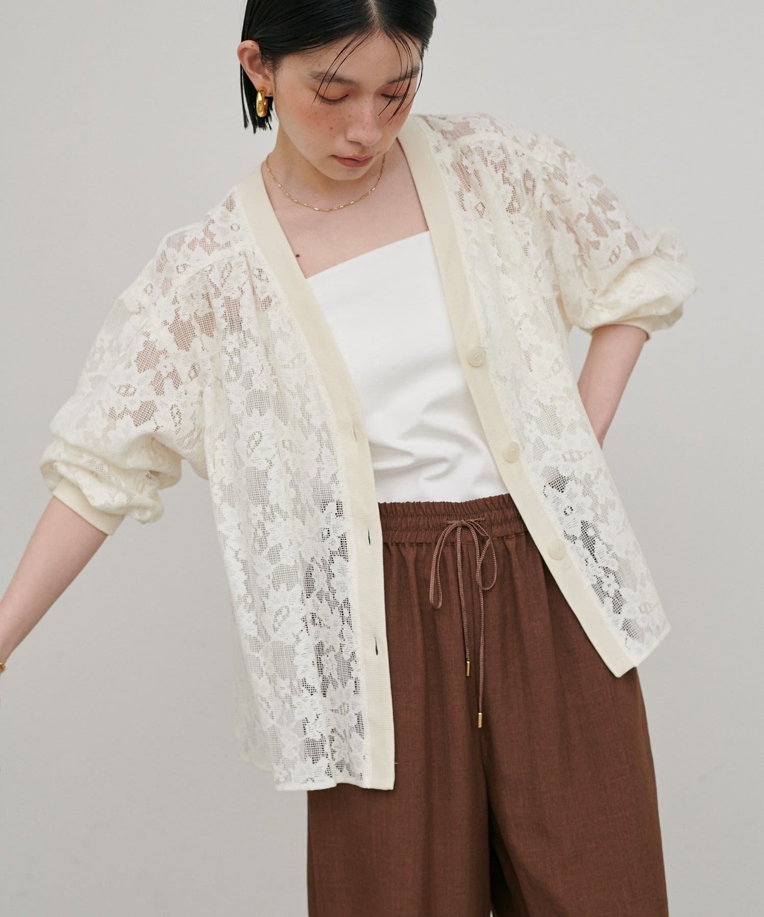 LARUTA(ラルータ) フラワーエンブロイダリーカーデ