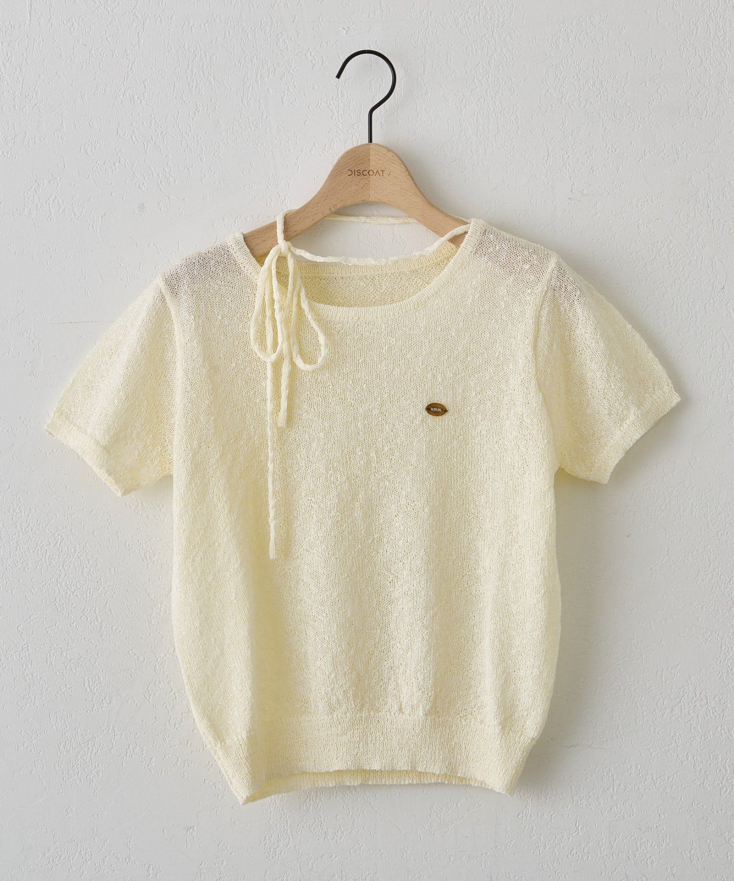 DISCOAT(ディスコート) 【umm.】プレート付チョーカー半袖PO