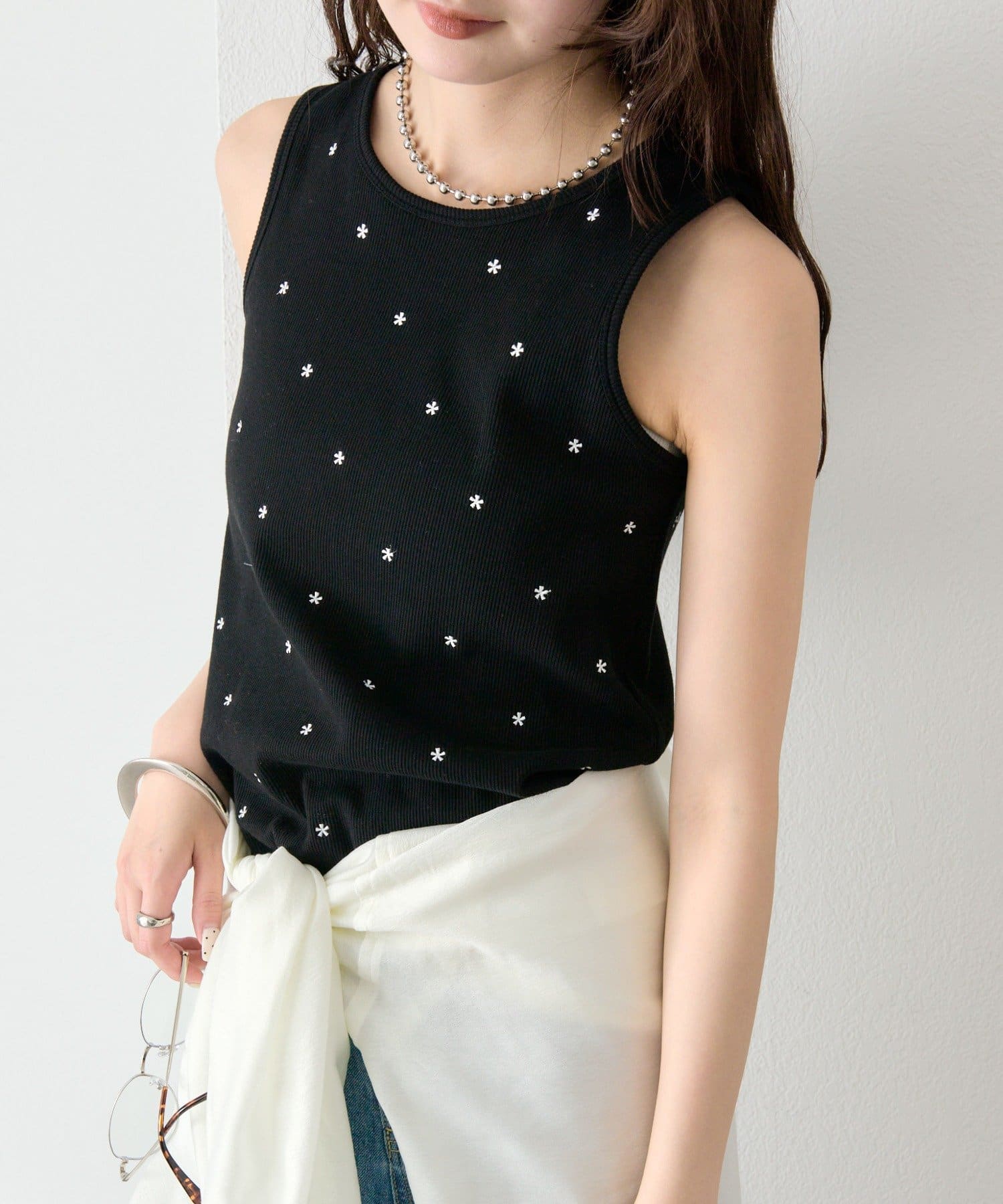 mystic(ミスティック) 《4/2(THU) 12:00予約START》フラワードットタンクトップ