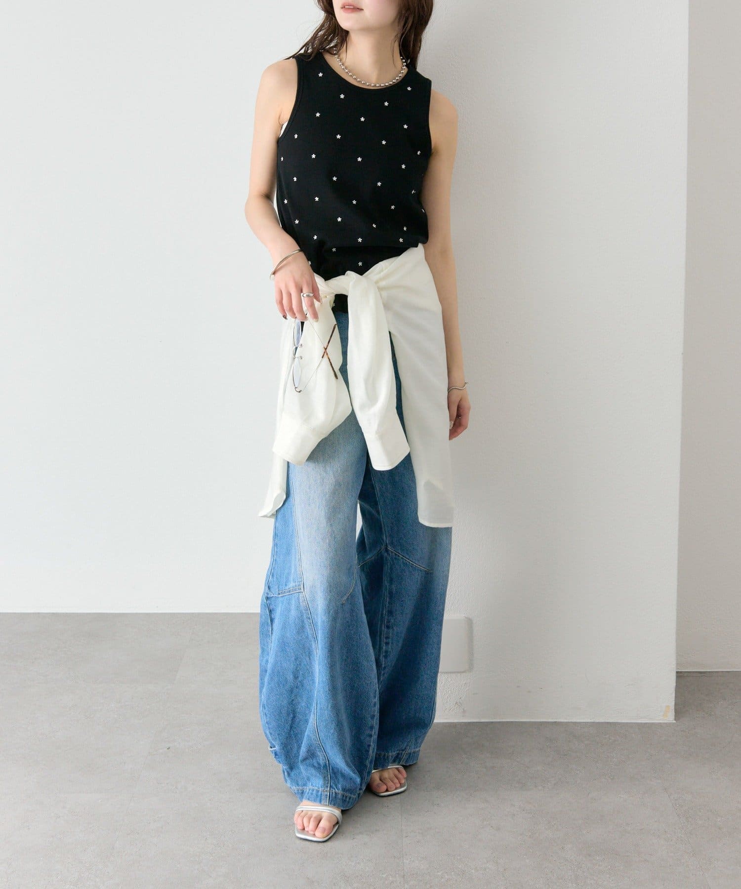 mystic(ミスティック) 《4/2(THU) 12:00予約START》フラワードットタンクトップ