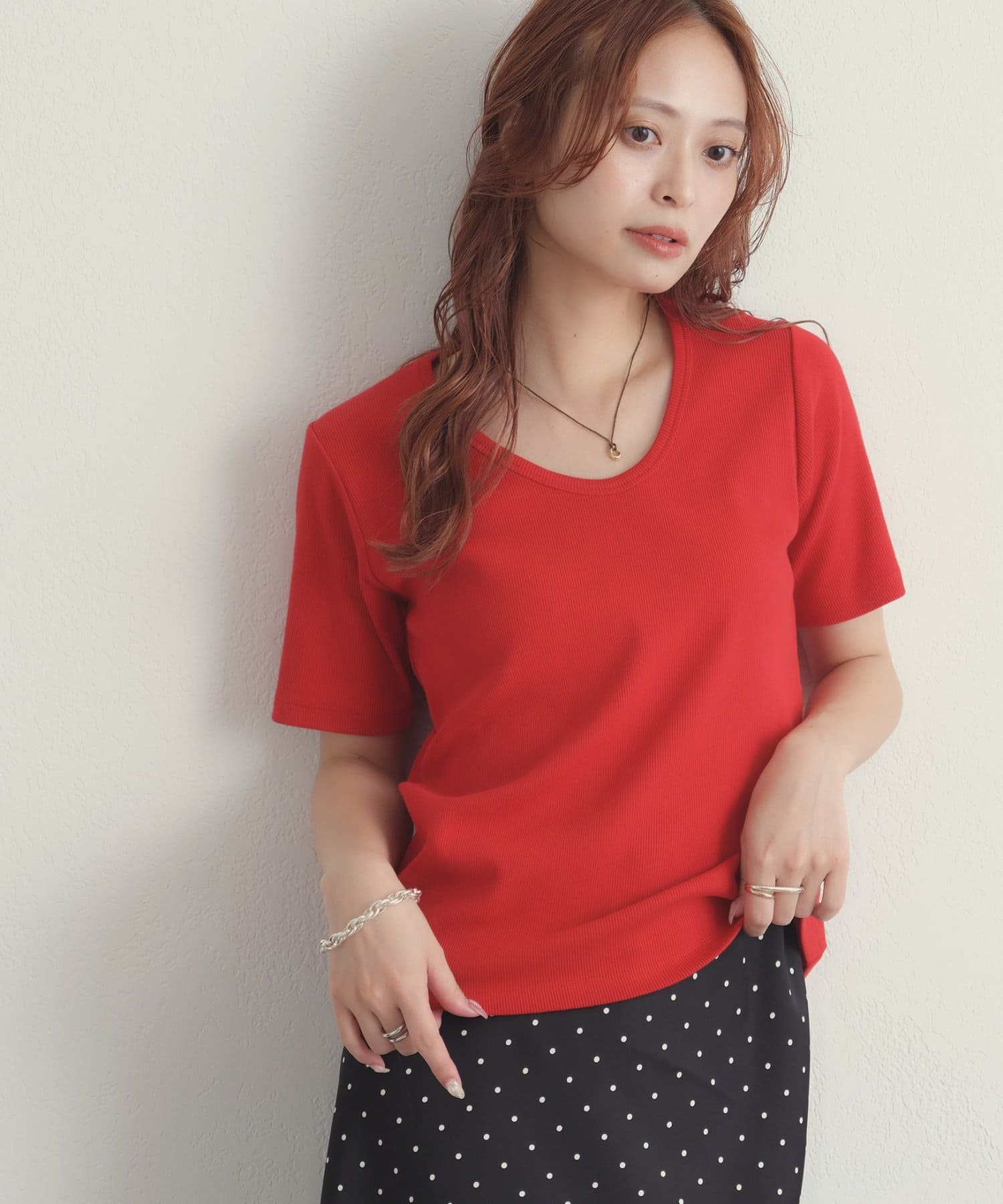 DISCOAT(ディスコート) 【新色追加/万能トップス/11色展開】リブUネックTシャツ