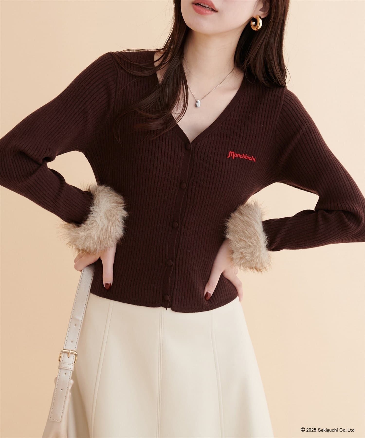 NICE CLAUP / OLIVE des OLIVE OUTLET(ナイスクラップ  / オリーブ デ オリーブ アウトレット) 【natural couture】＜モンチッチコラボ＞袖ファーリブカーデ
