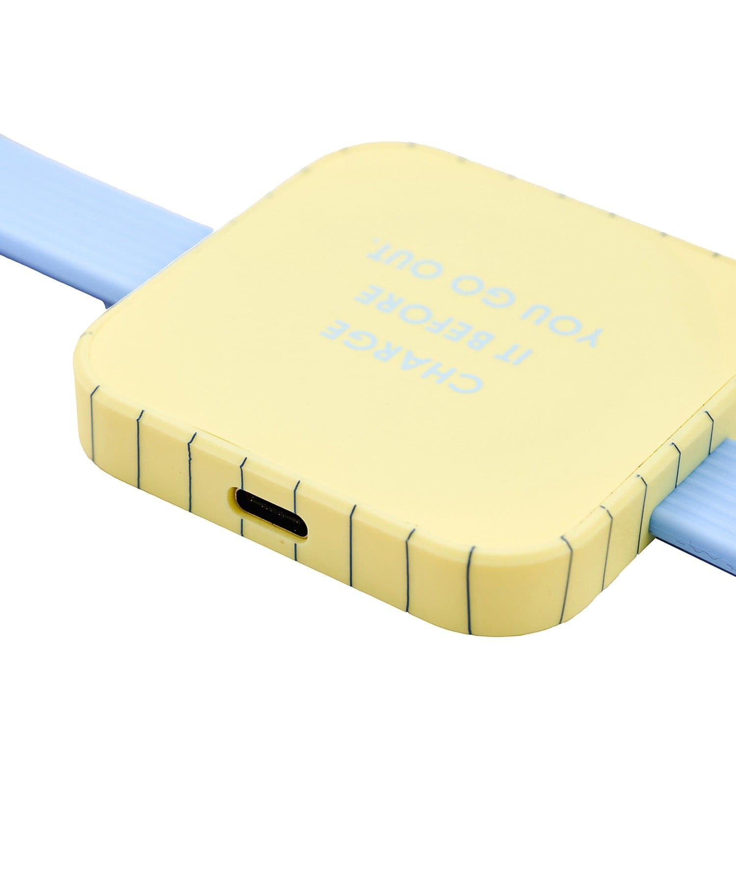 3COINS(スリーコインズ) 3IN1チャージャー