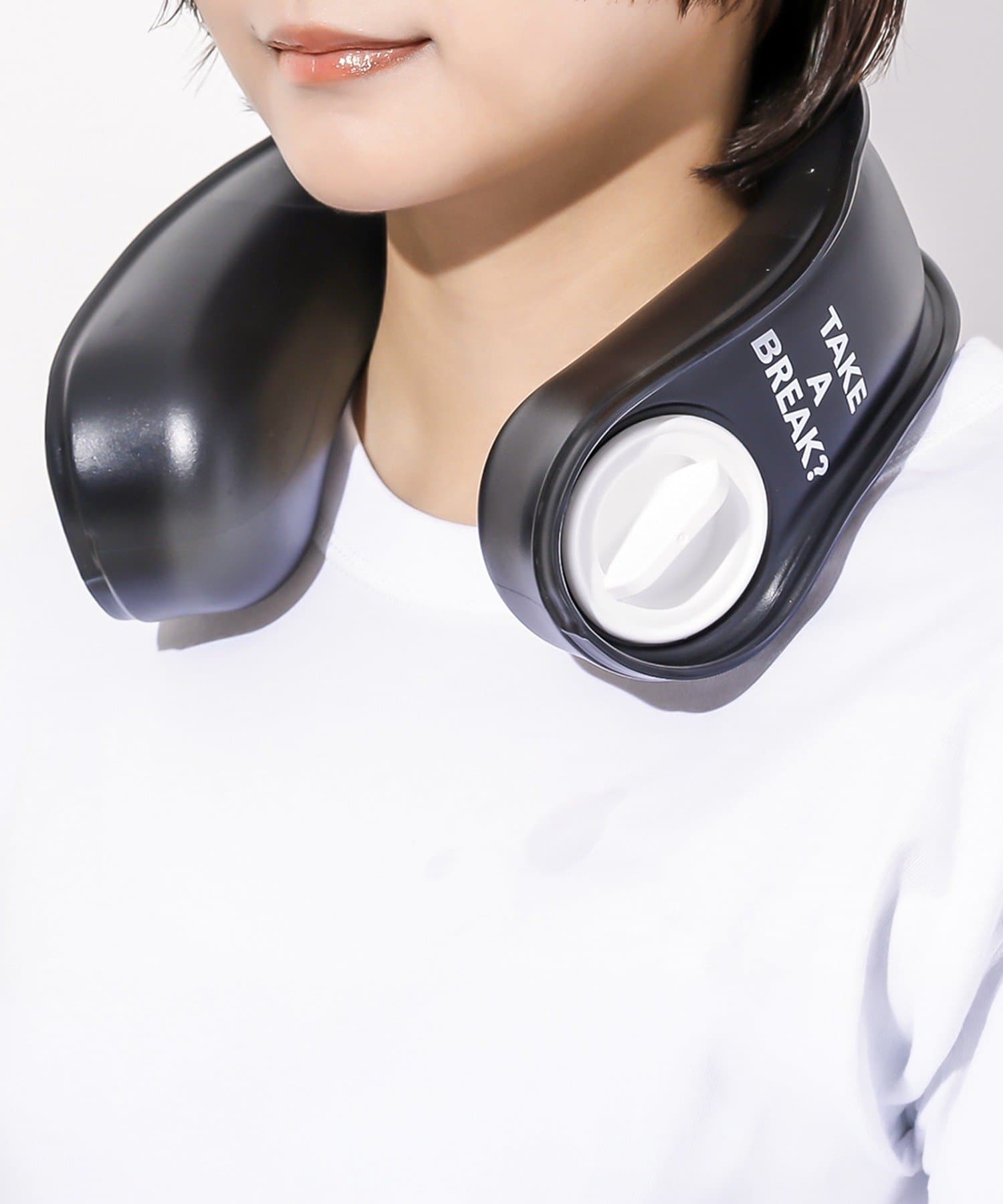 3COINS(スリーコインズ) ネック氷のう