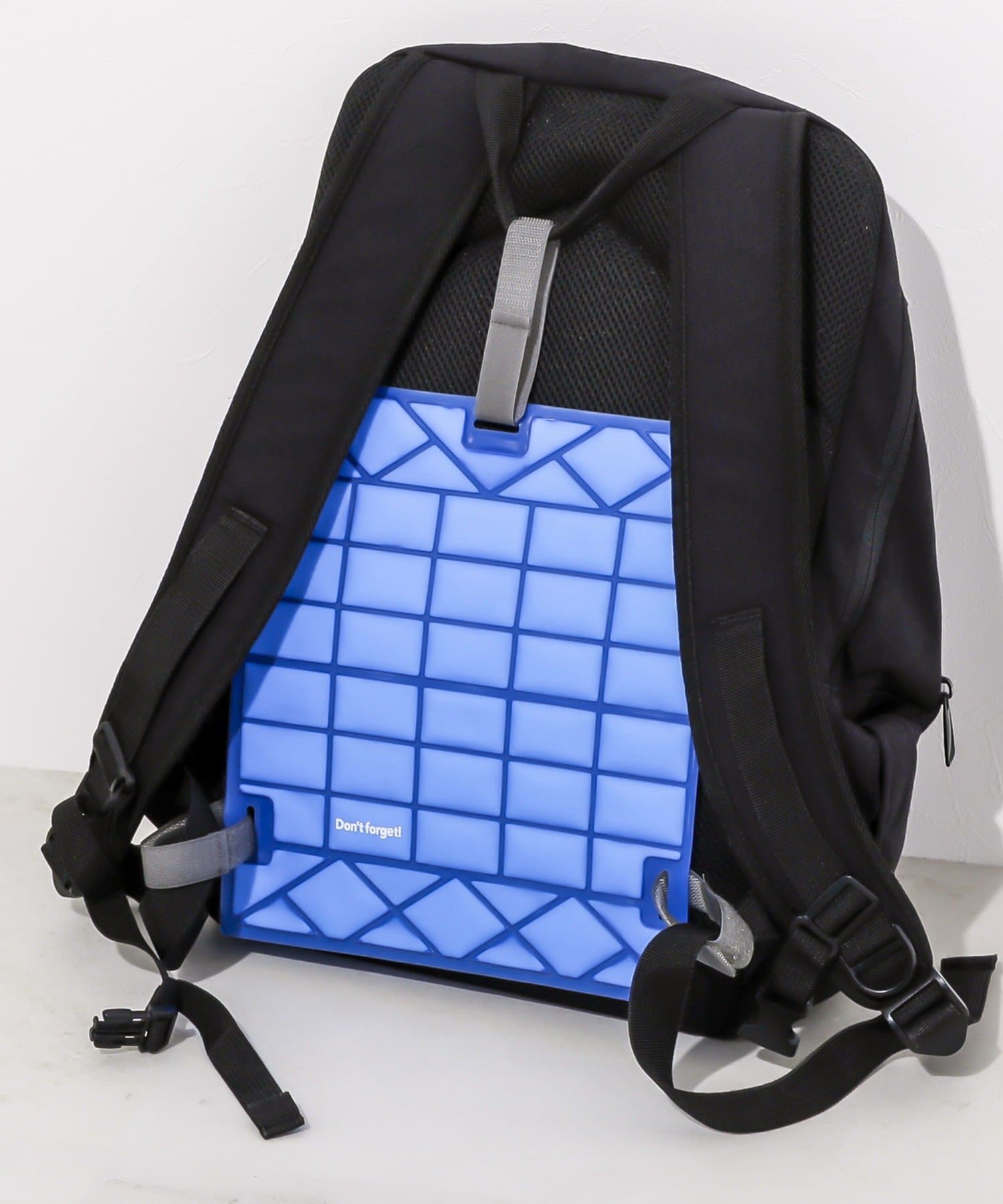 3COINS(スリーコインズ) リュック用冷感シート