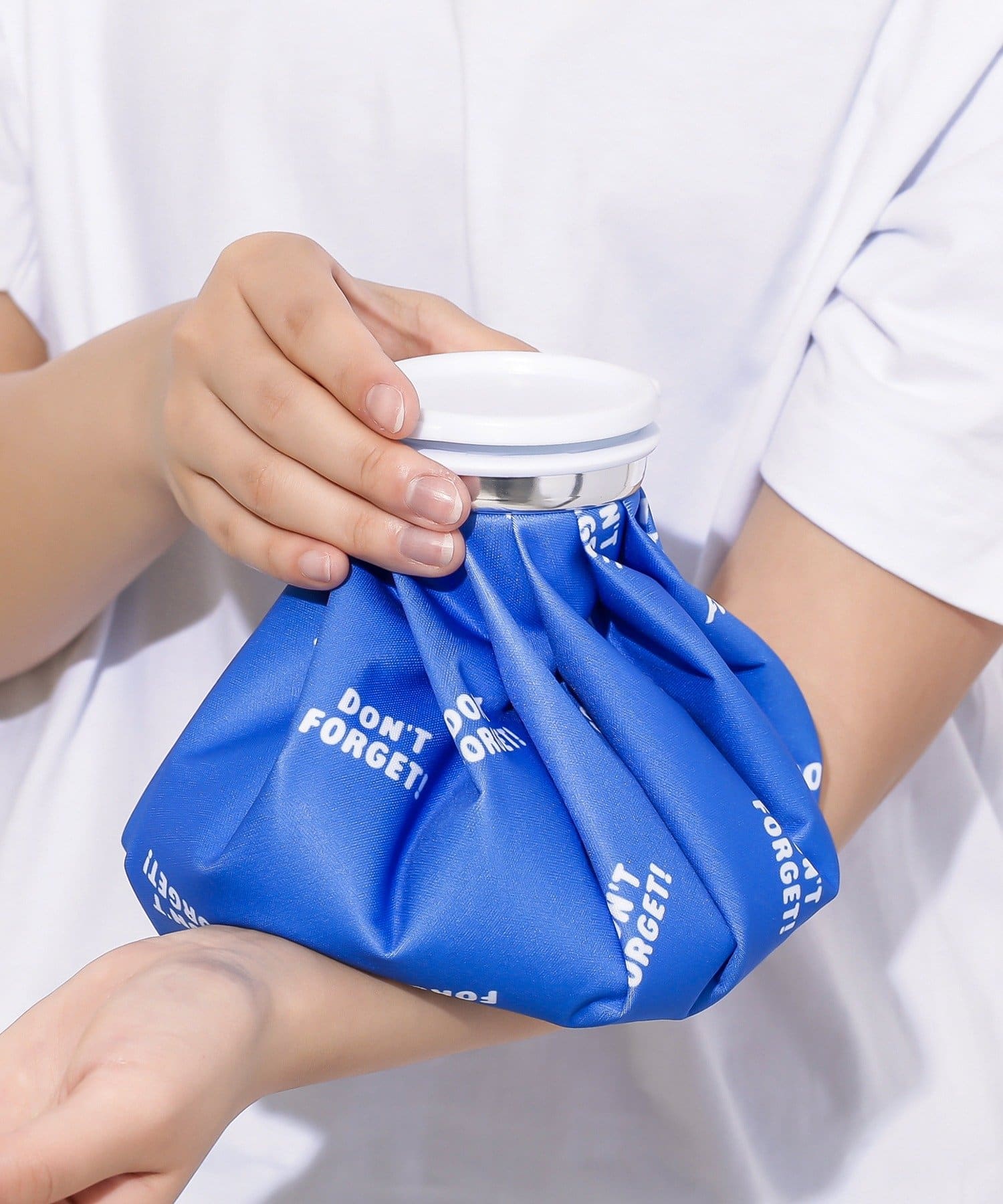 3COINS(スリーコインズ) 結露しにくい氷のう