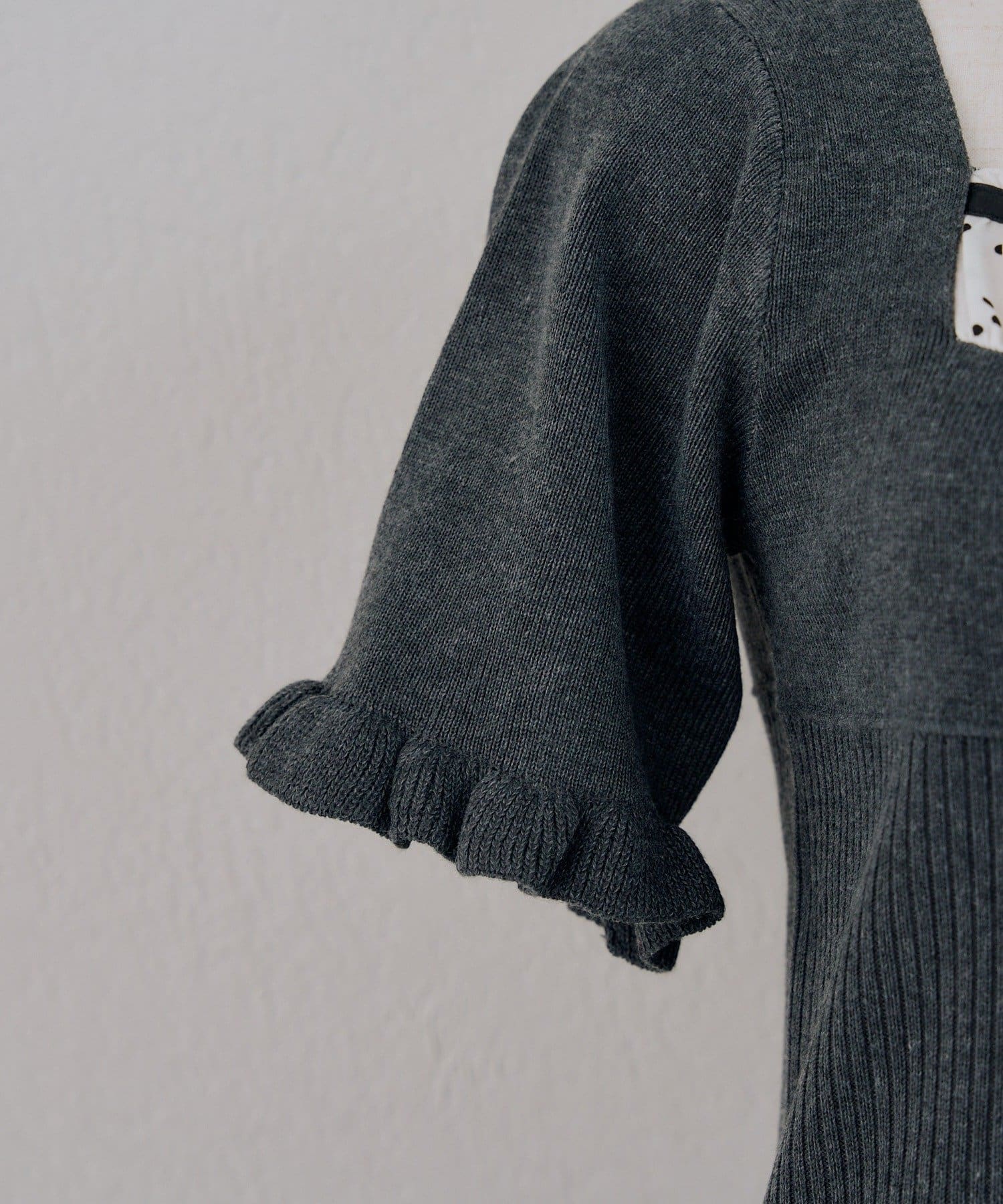 NICE CLAUP / OLIVE des OLIVE OUTLET(ナイスクラップ  / オリーブ デ オリーブ アウトレット) 【ANOTHER BRANCH】ドッキングフリルプルオーバー