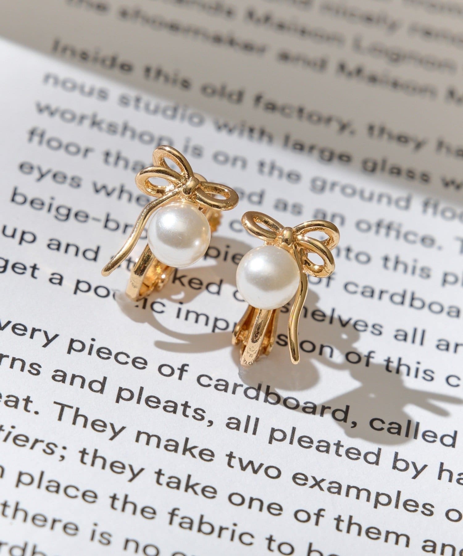 Lattice(ラティス) ミニリボンパールイヤリング