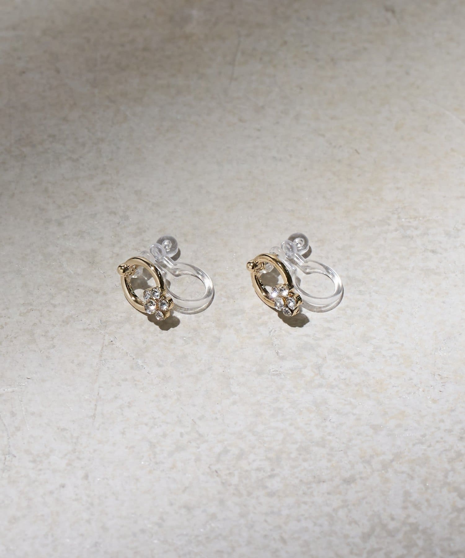 Lattice(ラティス) ＜樹脂＞フラワーストーンイヤリング