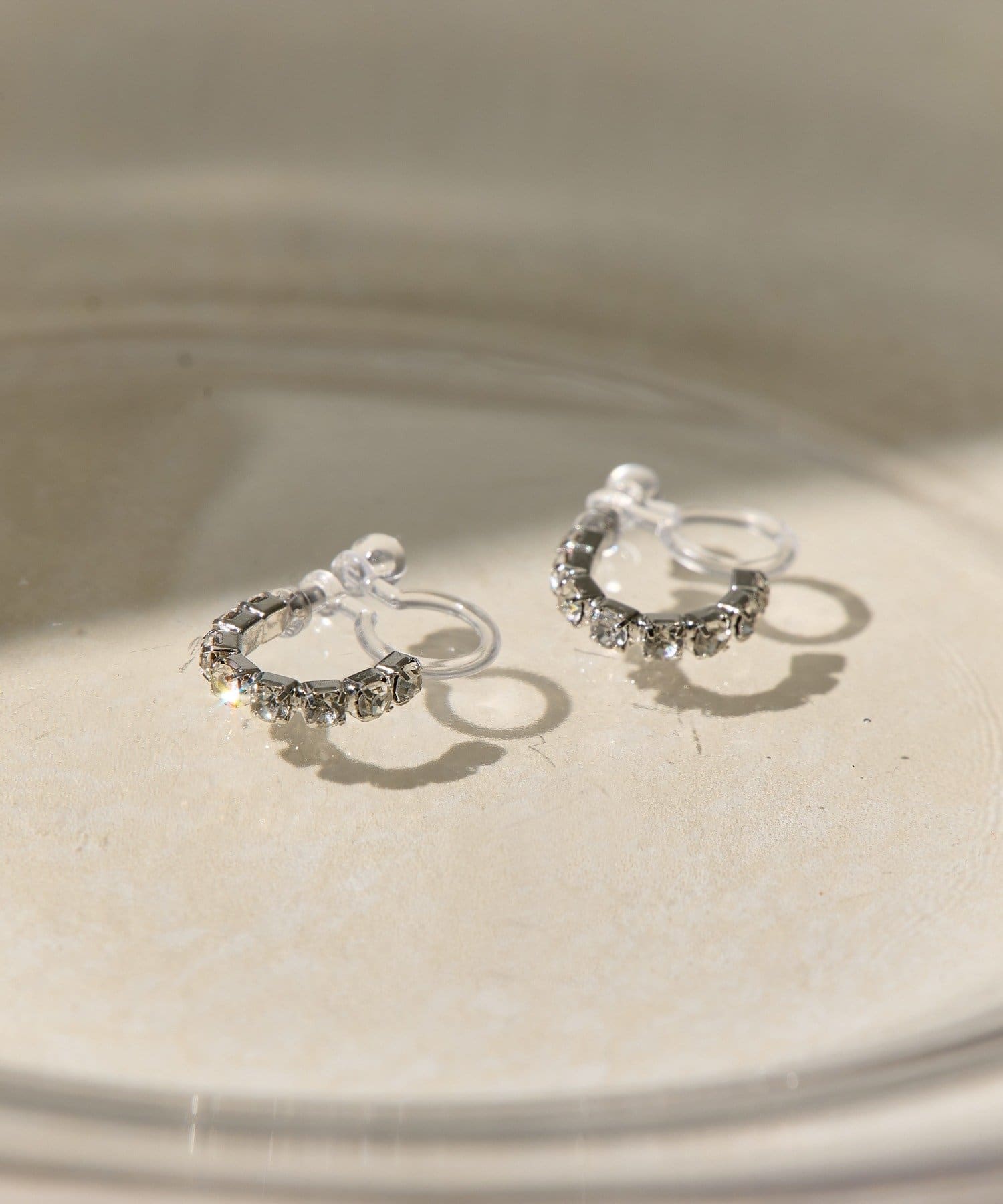 Lattice(ラティス) ＜樹脂＞ビジューフープイヤリング