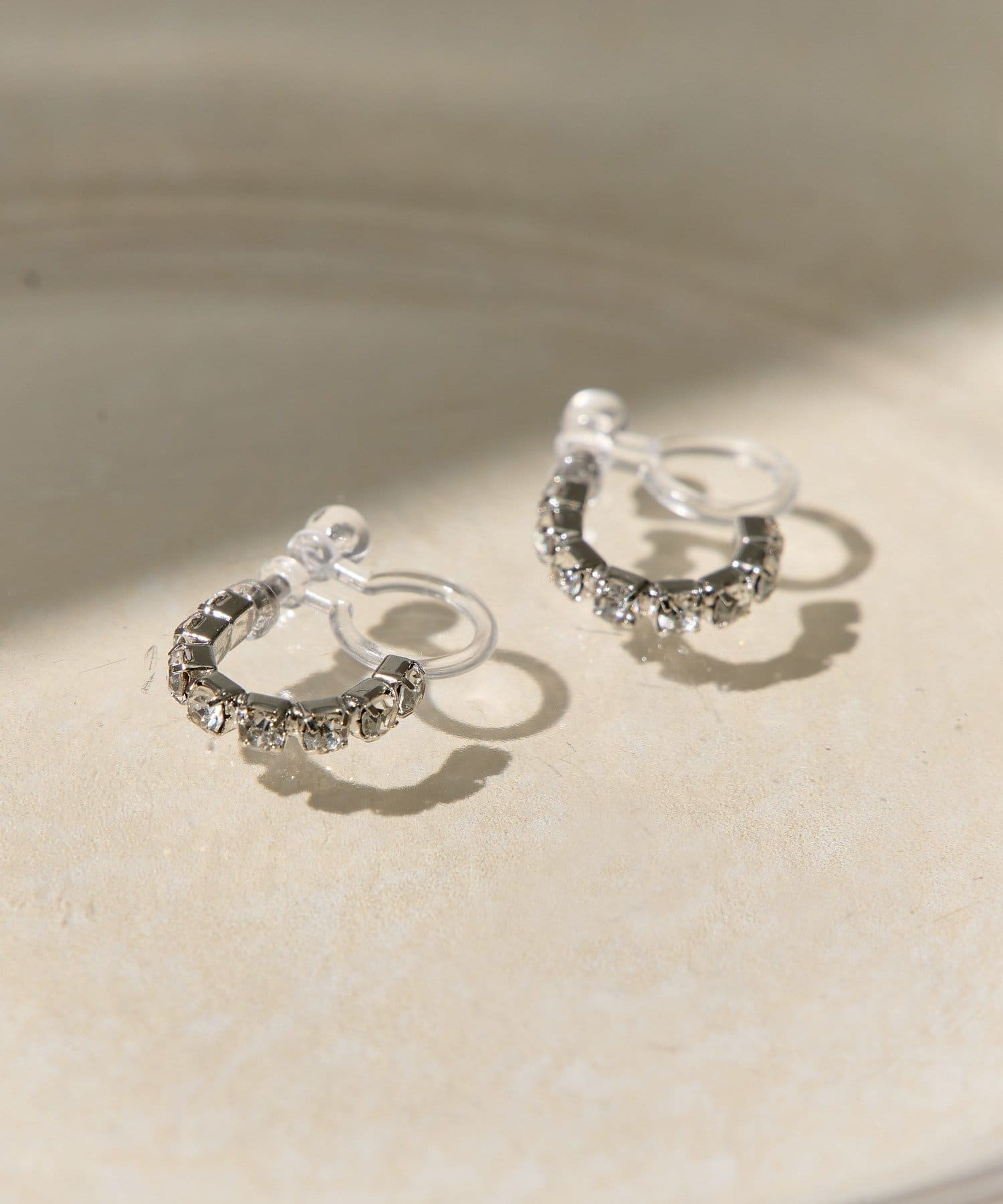 Lattice(ラティス) ＜樹脂＞ビジューフープイヤリング